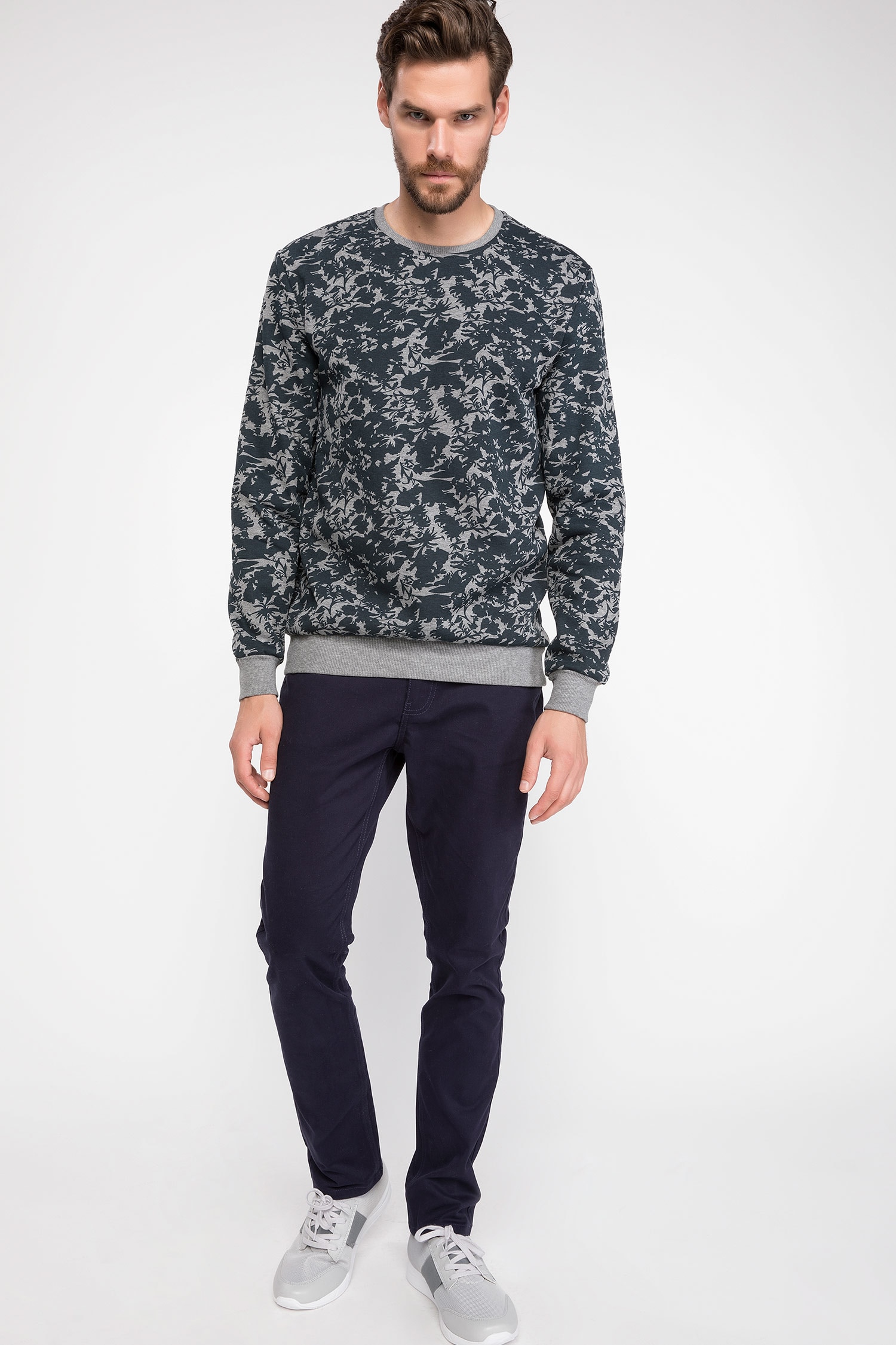Defacto Desenli Sweatshirt. 2 Defacto Desenli Sweatshirt. 2