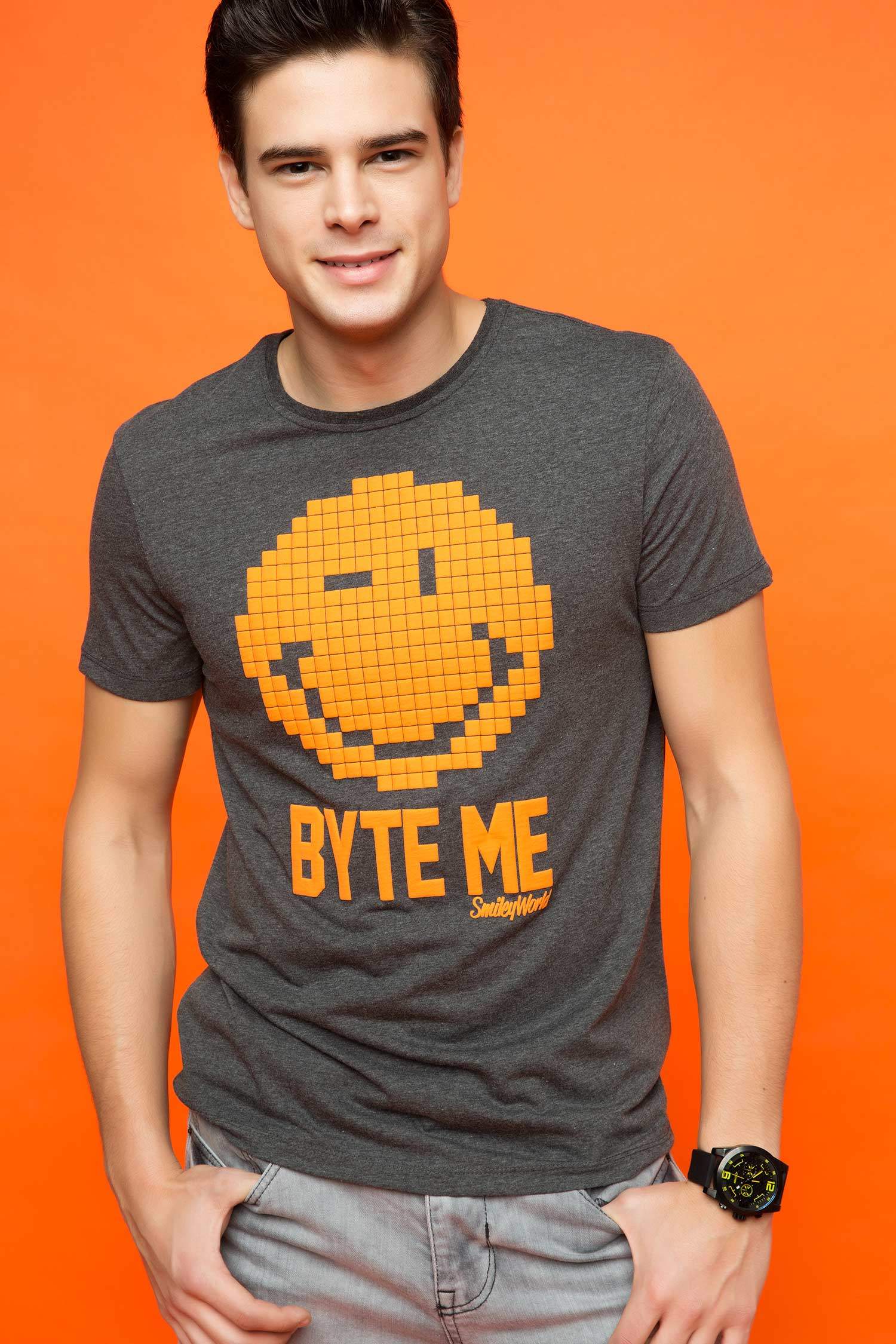 Defacto Smiley World Lisanslı T-shirt. 4 Defacto Smiley World Lisanslı T-shirt. 4