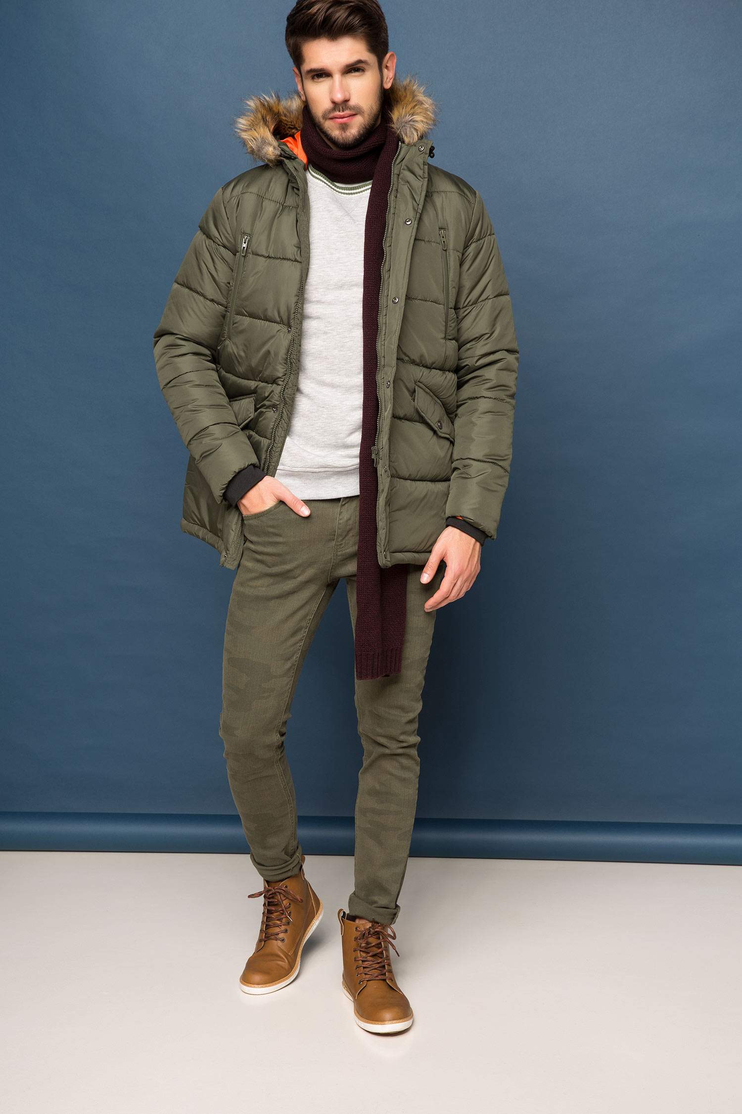 Defacto Slim Fit Parka. 2 Defacto Slim Fit Parka. 2