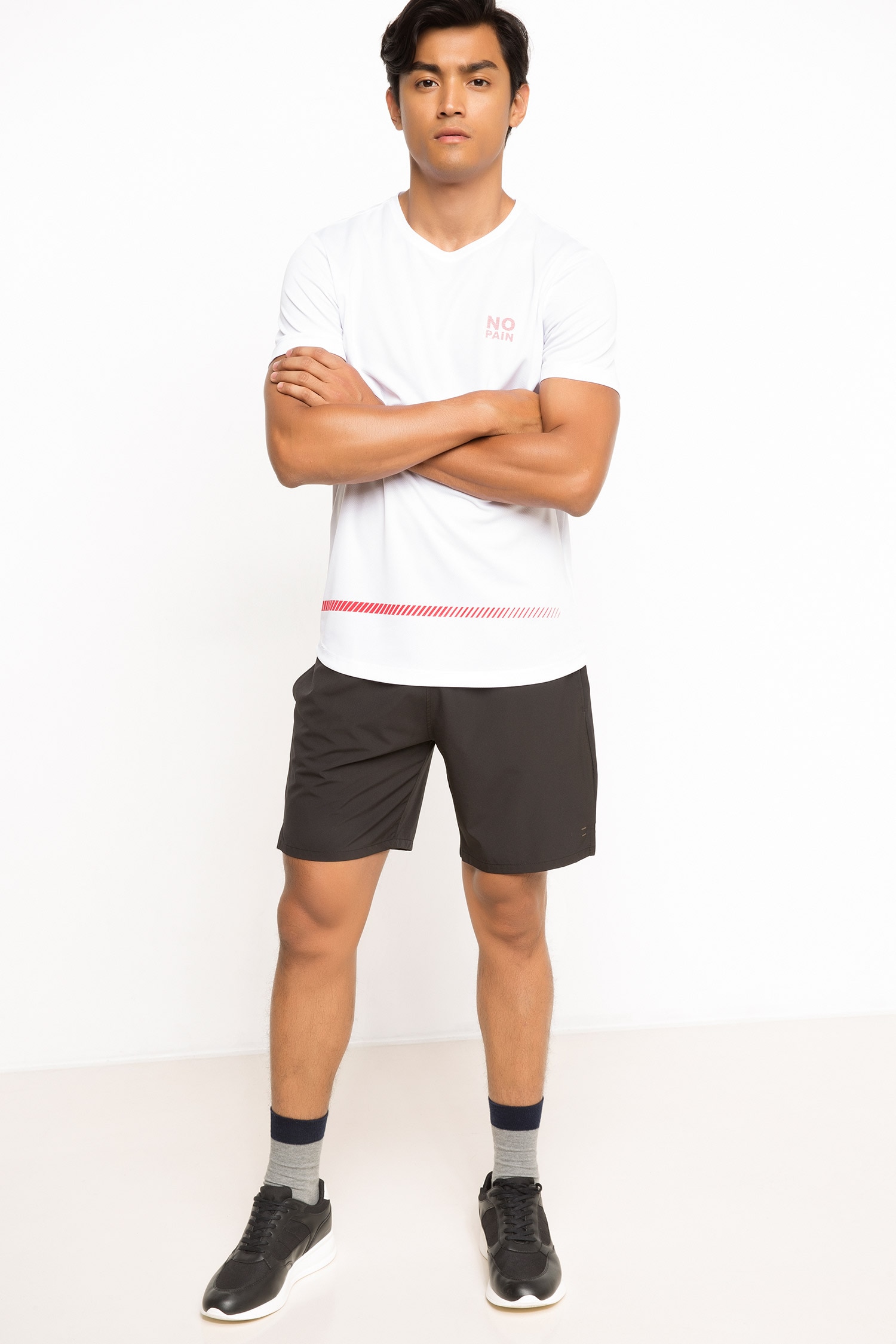 Defacto Bisiklet Yaka Basic T-Shirt. 2 Defacto Bisiklet Yaka Basic T-Shirt. 2