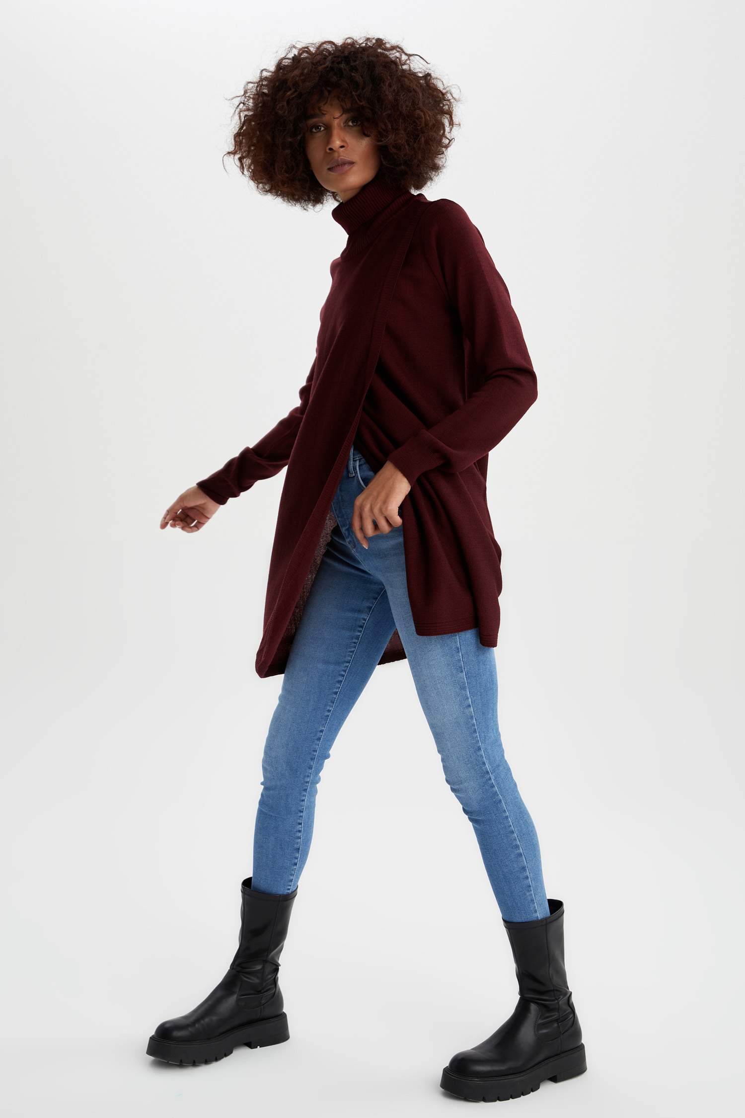 Basic Boğazlı Yaka Relax Fit Triko Tunik