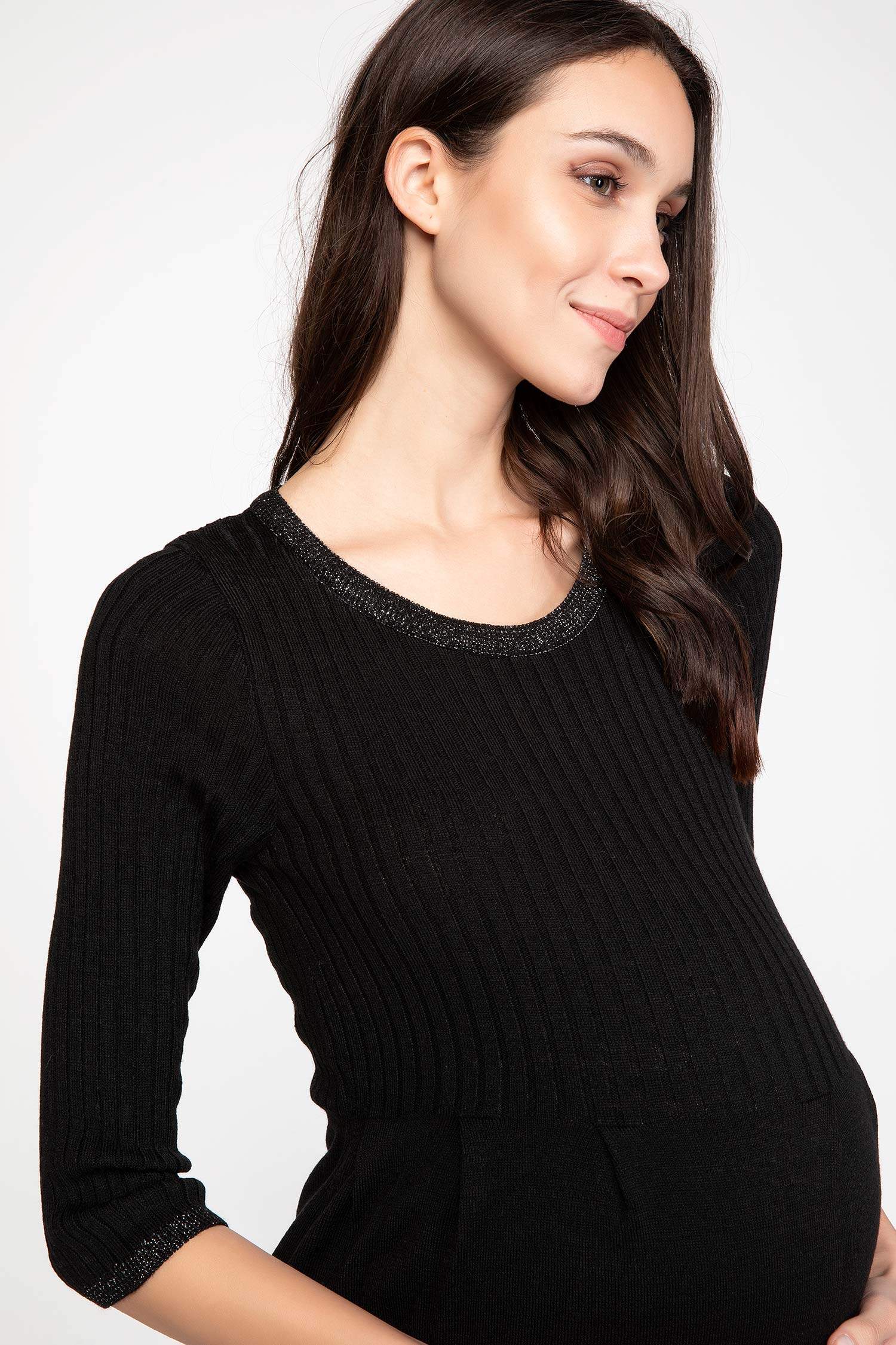 Defacto Yaka ve Kol Ucu Sim Detaylı Relax Fit Hamile Elbise. 3 Defacto Yaka ve Kol Ucu Sim Detaylı Relax Fit Hamile Elbise. 3