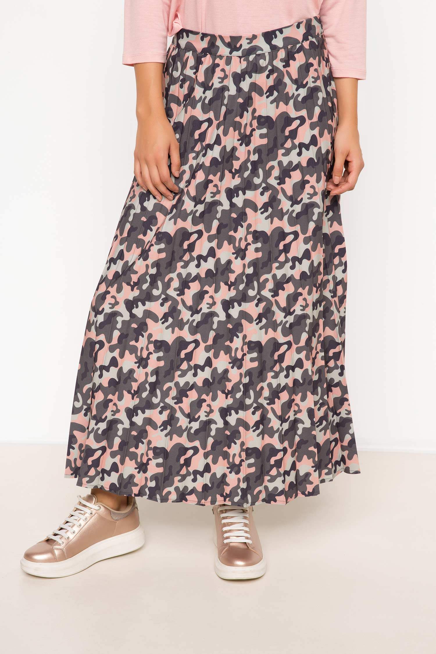 Defacto Kamuflaj Desenli Uzun Etek. 2 Defacto Kamuflaj Desenli Uzun Etek. 2