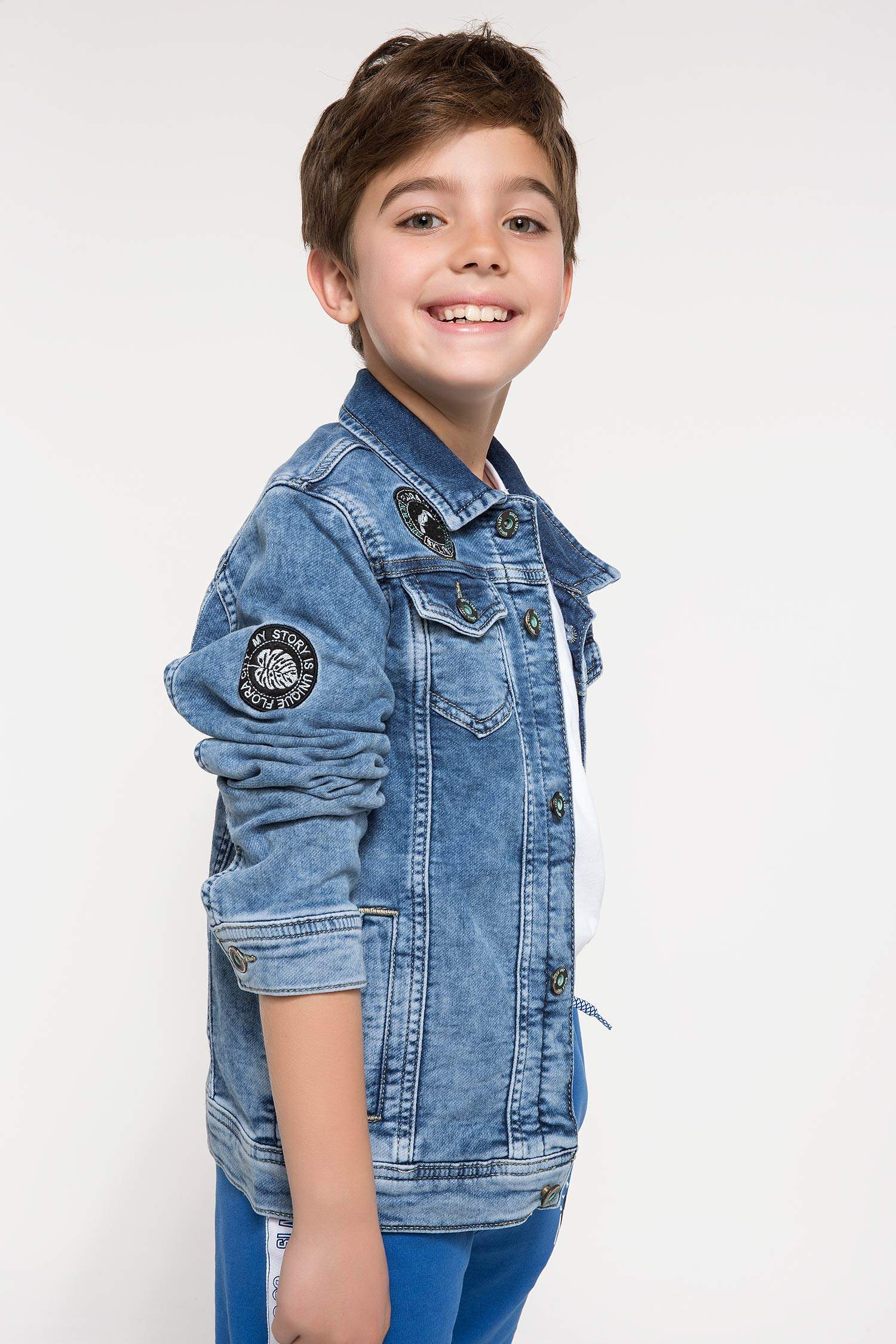 Defacto Denim Mont. 4 Defacto Denim Mont. 4