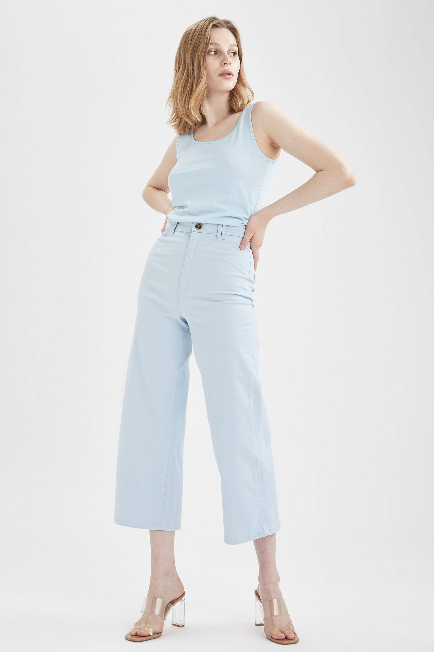 Askılı Basic Slim Fit Atlet