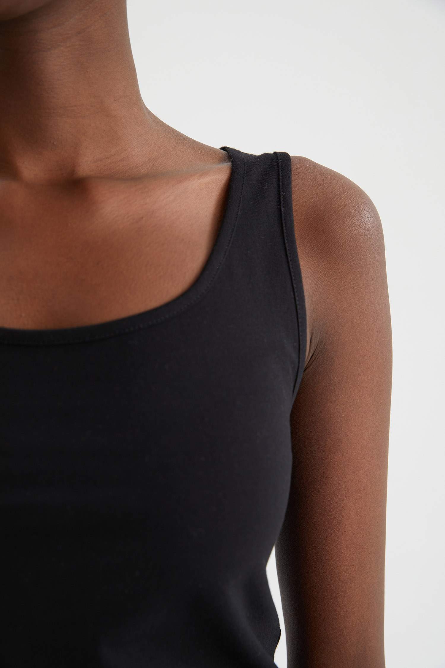 Askılı Basic Slim Fit Atlet