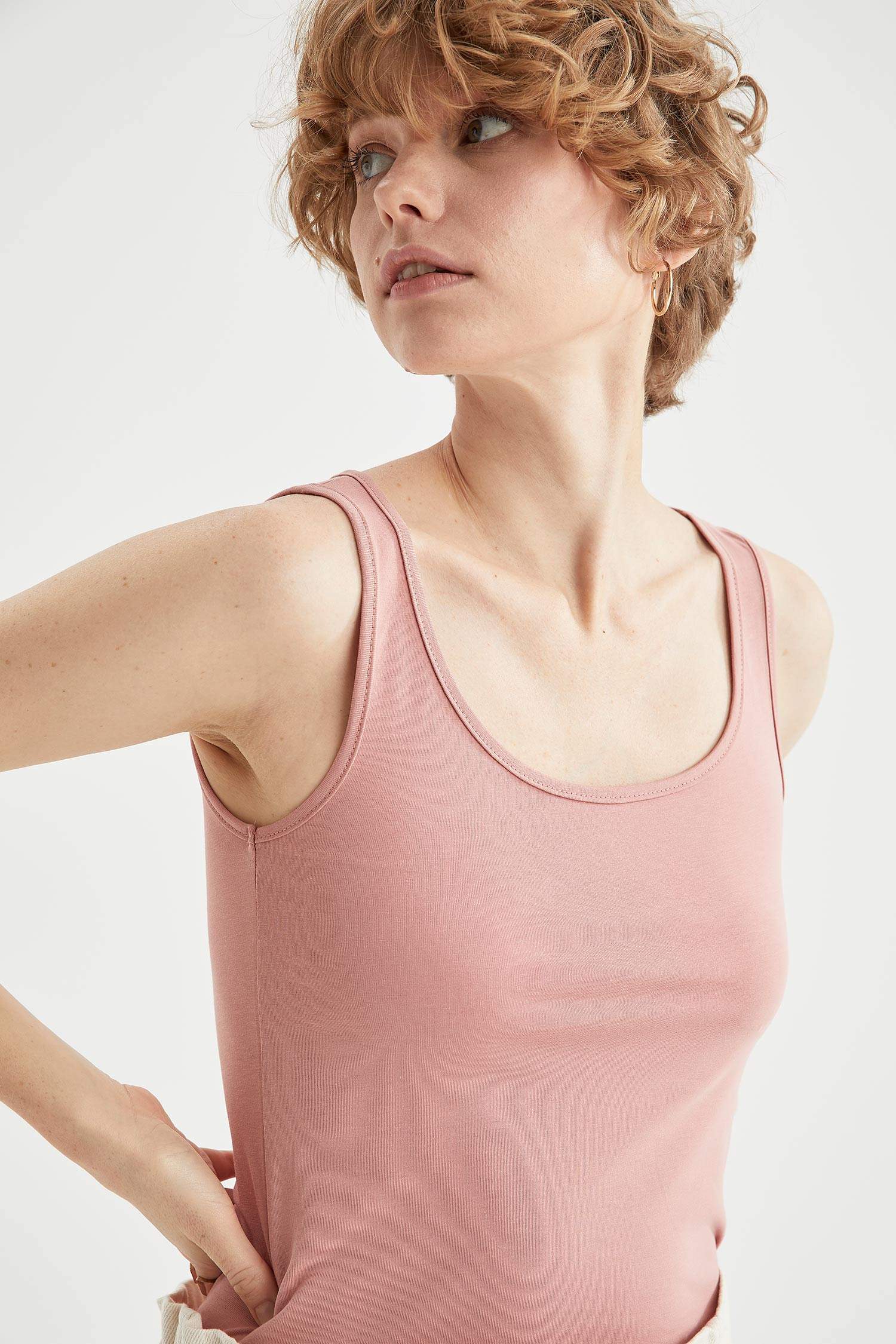 Askılı Basic Slim Fit Atlet