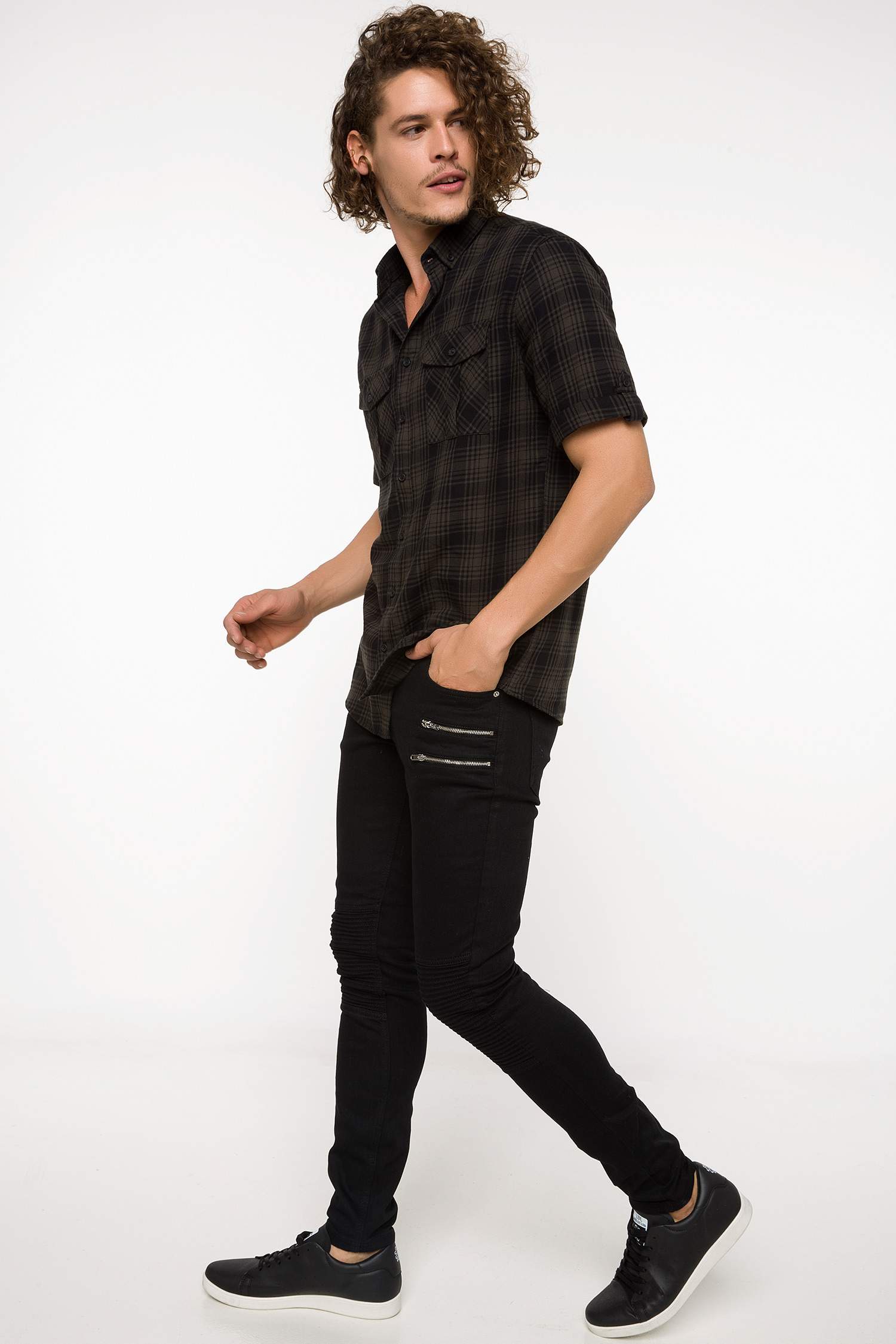 Defacto Carlo Skinny Fit Fermuar Detaylı Pantolon. 2 Defacto Carlo Skinny Fit Fermuar Detaylı Pantolon. 2