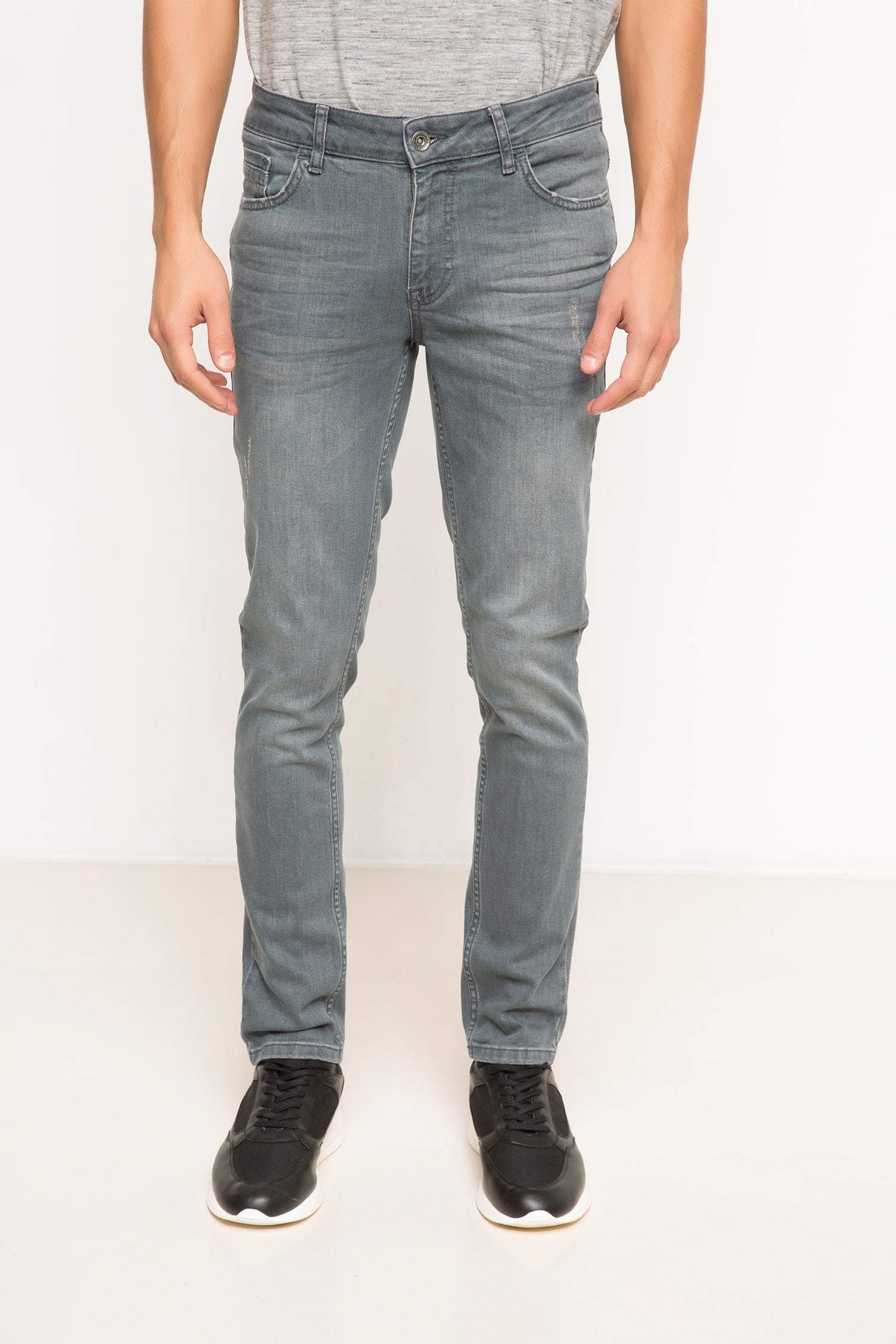 Defacto Carlo Skinny Fit Düşük Bel Ekstra Dar Paça Denim Pantolon. 1 Defacto Carlo Skinny Fit Düşük Bel Ekstra Dar Paça Denim Pantolon. 1