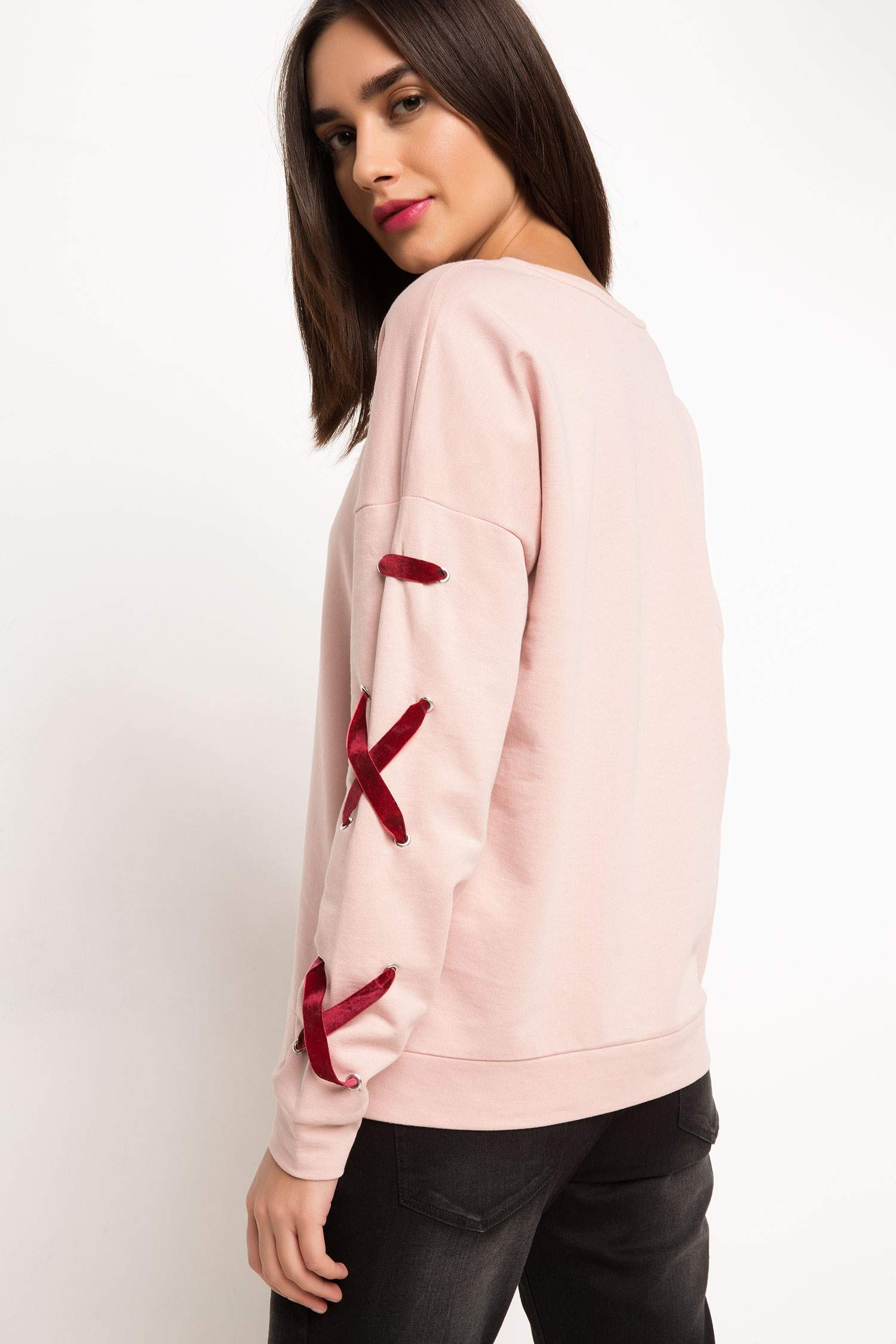 Defacto Kadife Detaylı Sweatshirt. 3 Defacto Kadife Detaylı Sweatshirt. 3