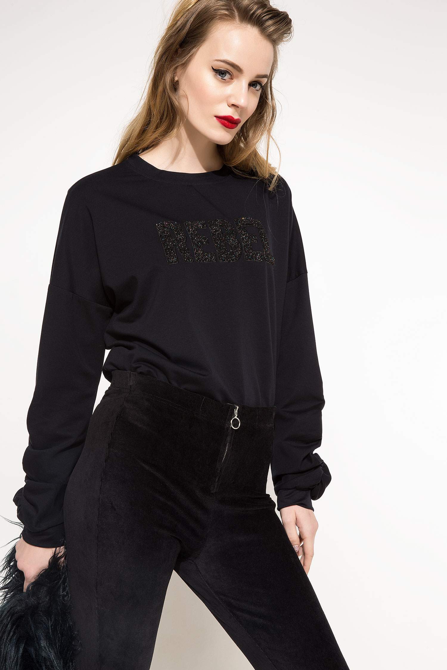 Defacto Yazı Baskılı Sweatshirt. 1 Defacto Yazı Baskılı Sweatshirt. 1