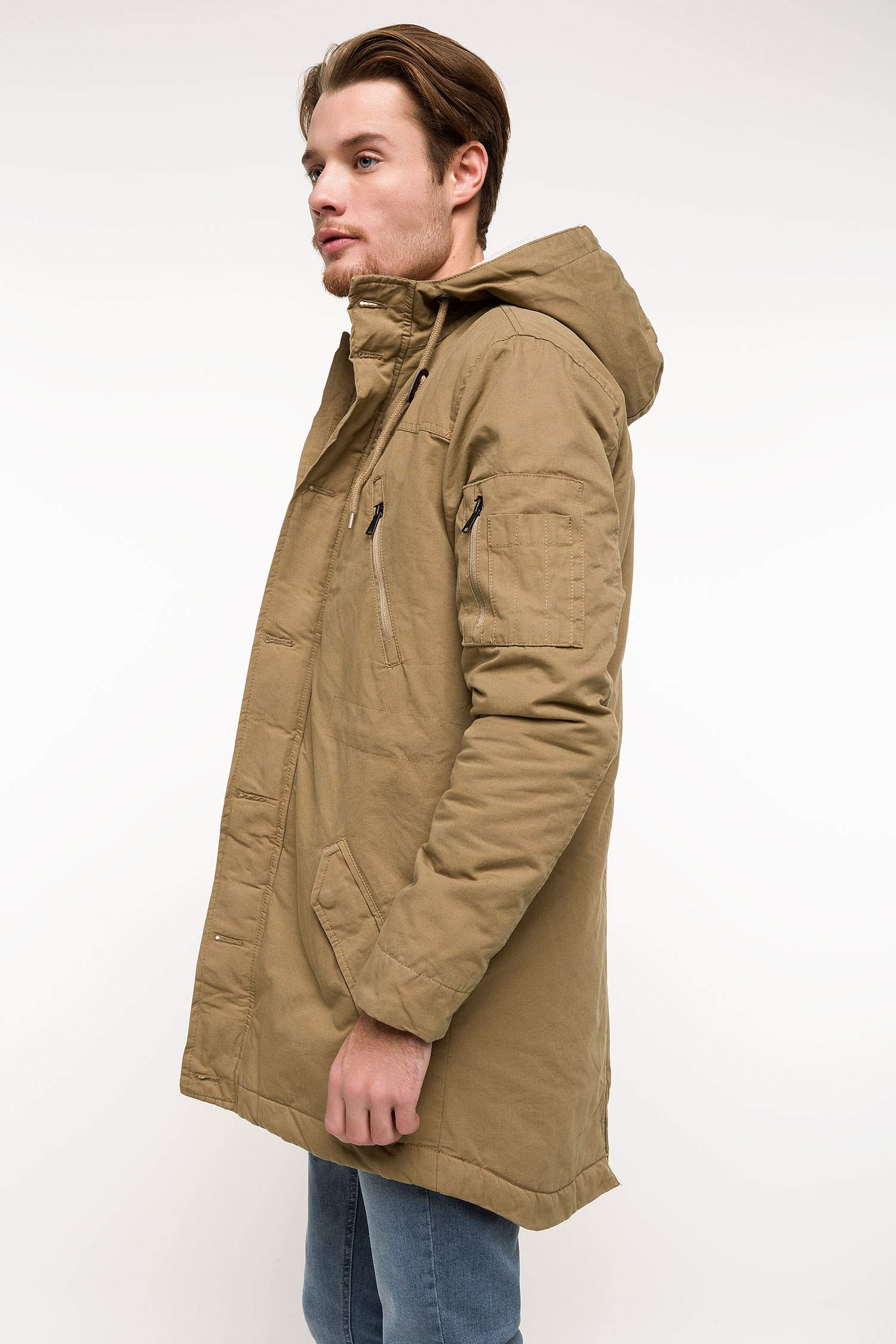 Defacto Mevsimlik Parka. 3 Defacto Mevsimlik Parka. 3