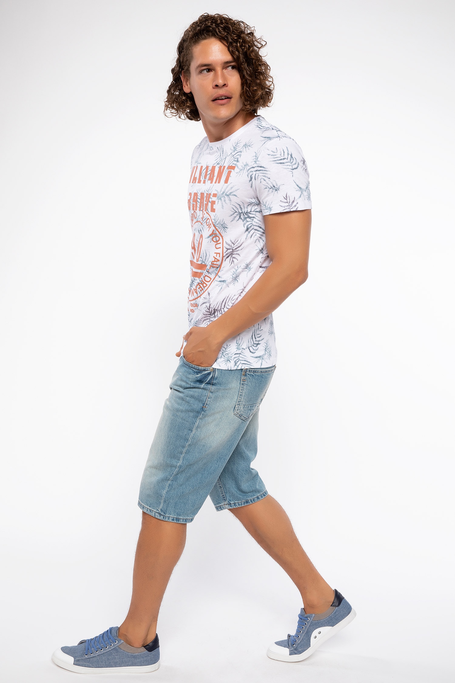 Defacto Floral Desenli T-shirt. 2 Defacto Floral Desenli T-shirt. 2