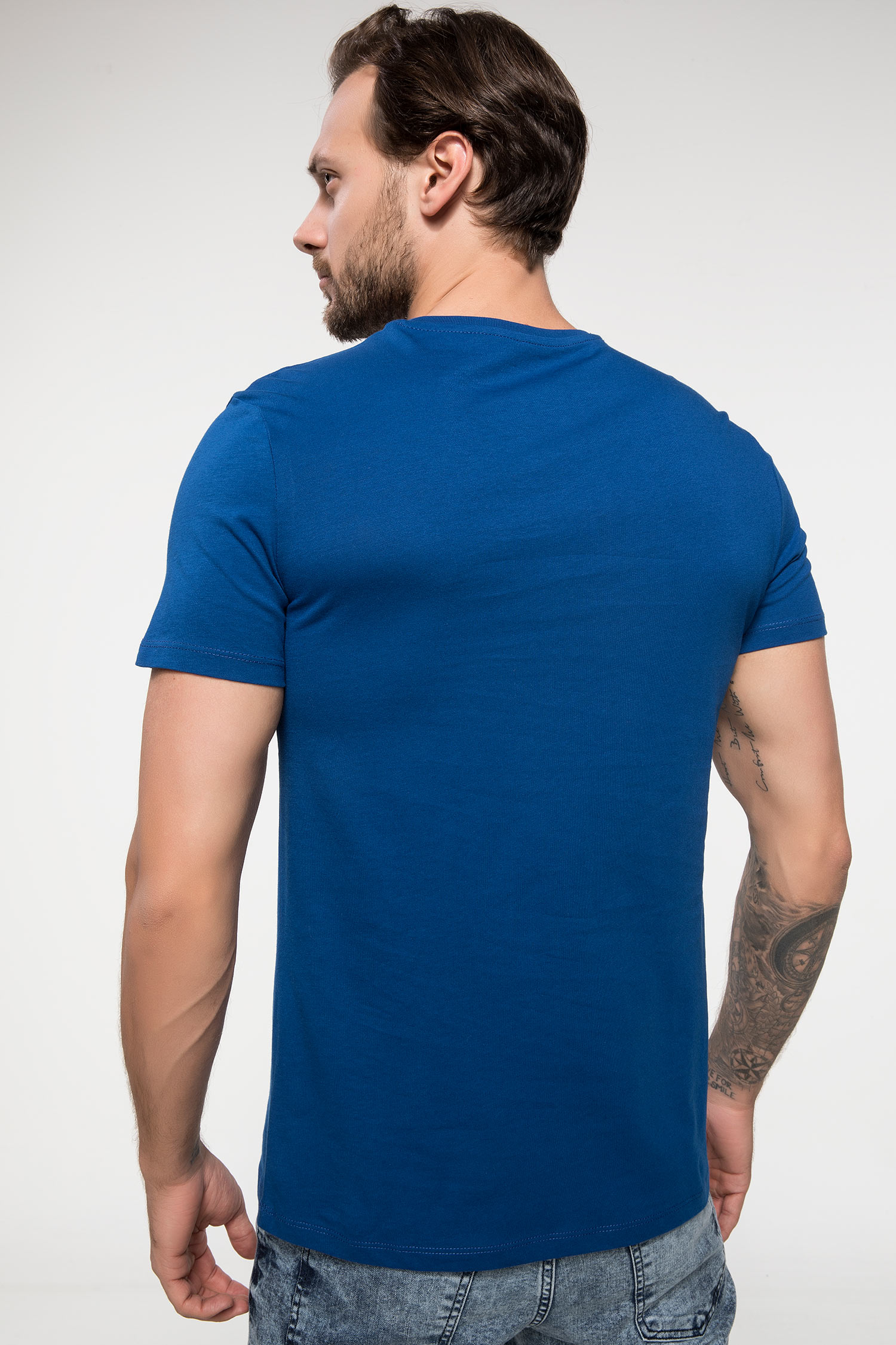 Defacto Baskılı Slim Fit T-shirt. 3 Defacto Baskılı Slim Fit T-shirt. 3