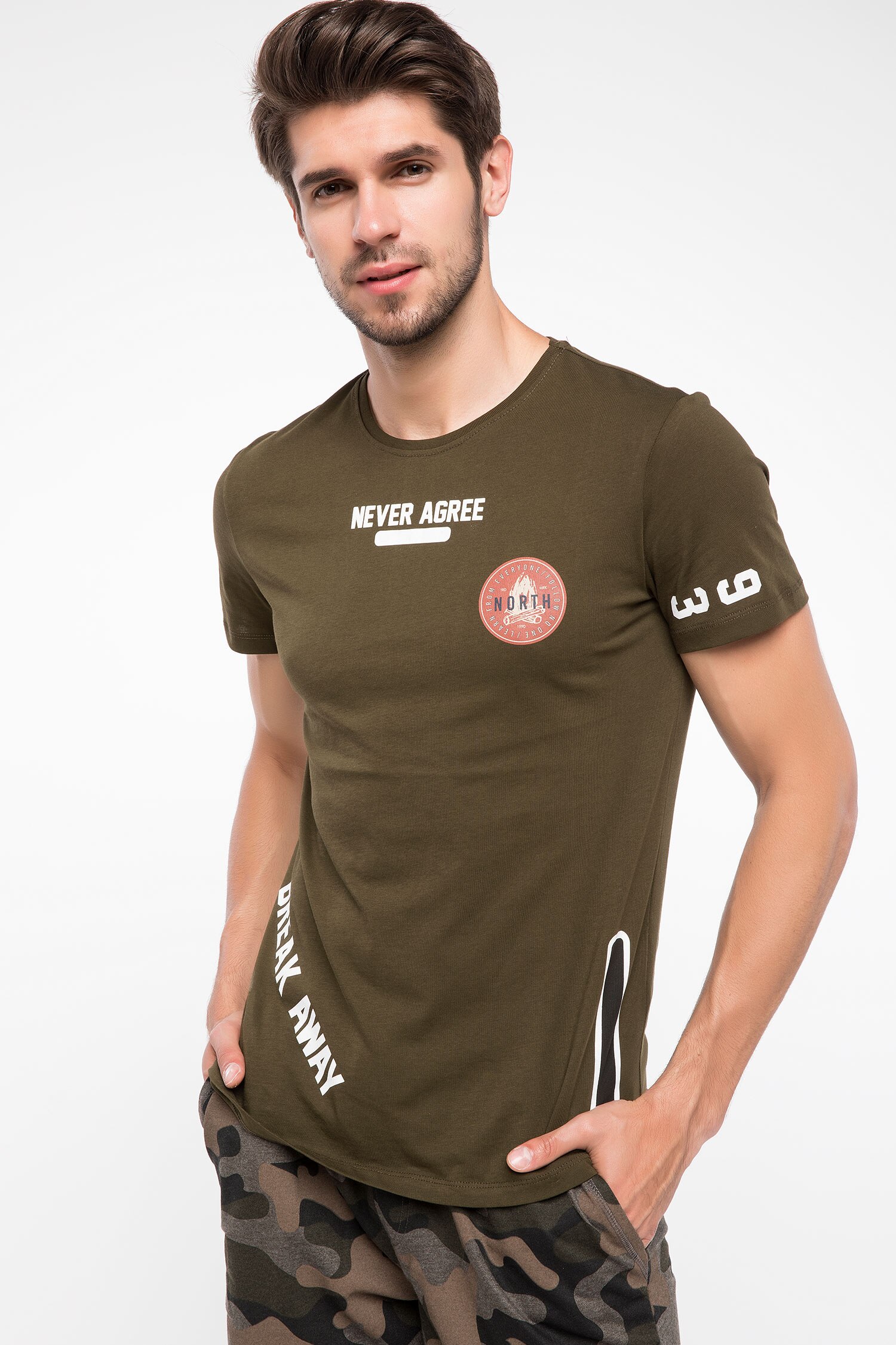 Defacto Baskılı T-shirt. 3 Defacto Baskılı T-shirt. 3
