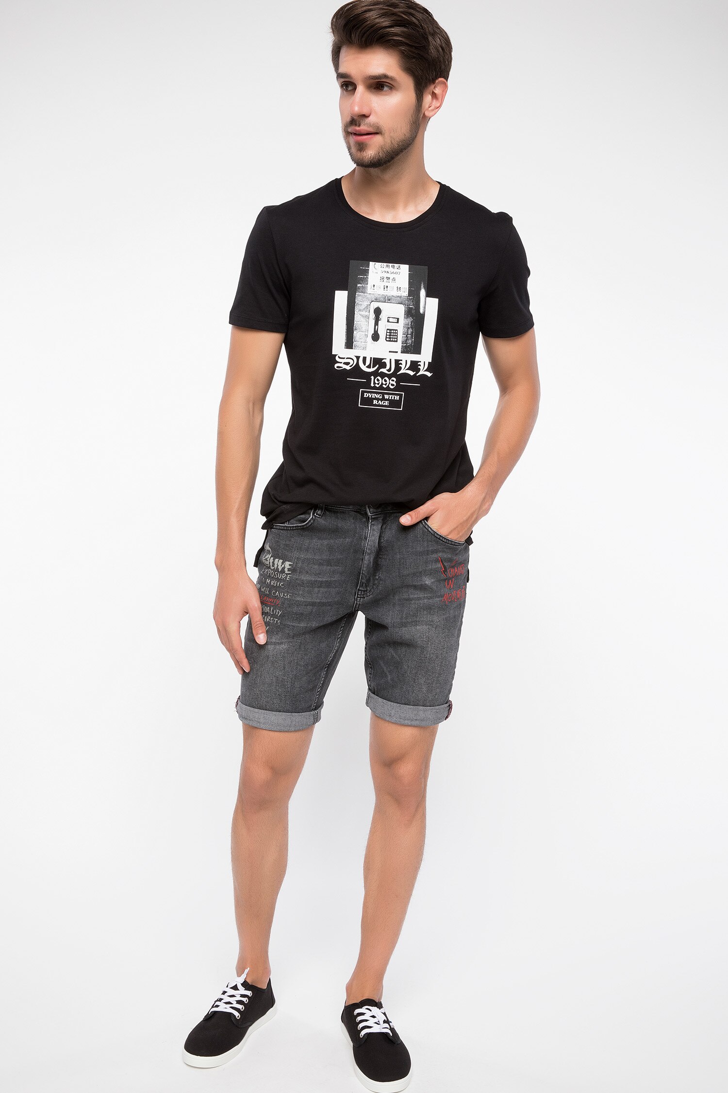 Defacto Baskılı Uzun T-shirt. 2 Defacto Baskılı Uzun T-shirt. 2