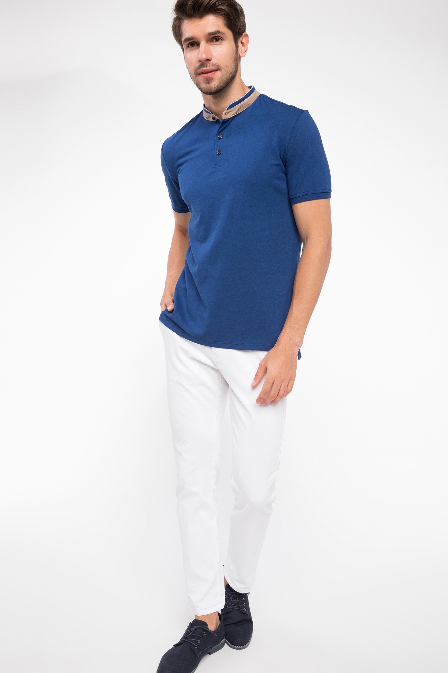 Defacto Yaka Detaylı Slim Fit Polo T-shirt. 2 Defacto Yaka Detaylı Slim Fit Polo T-shirt. 2