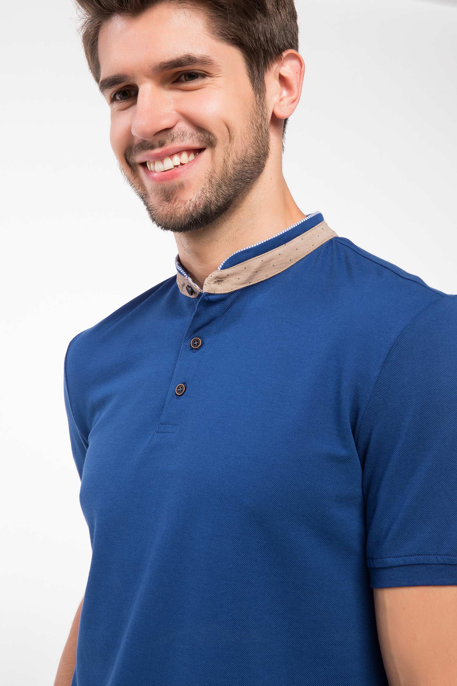 Defacto Yaka Detaylı Slim Fit Polo T-shirt. 3 Defacto Yaka Detaylı Slim Fit Polo T-shirt. 3
