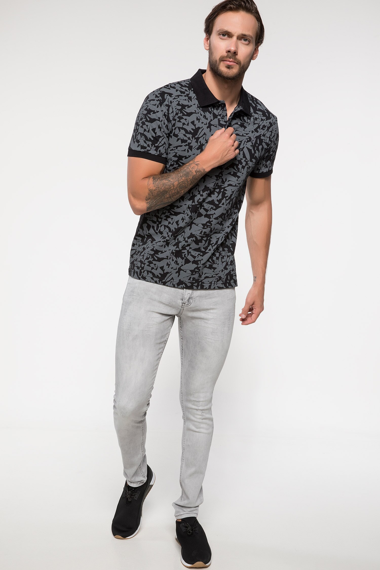 Defacto Desenli Polo T-shirt. 2 Defacto Desenli Polo T-shirt. 2