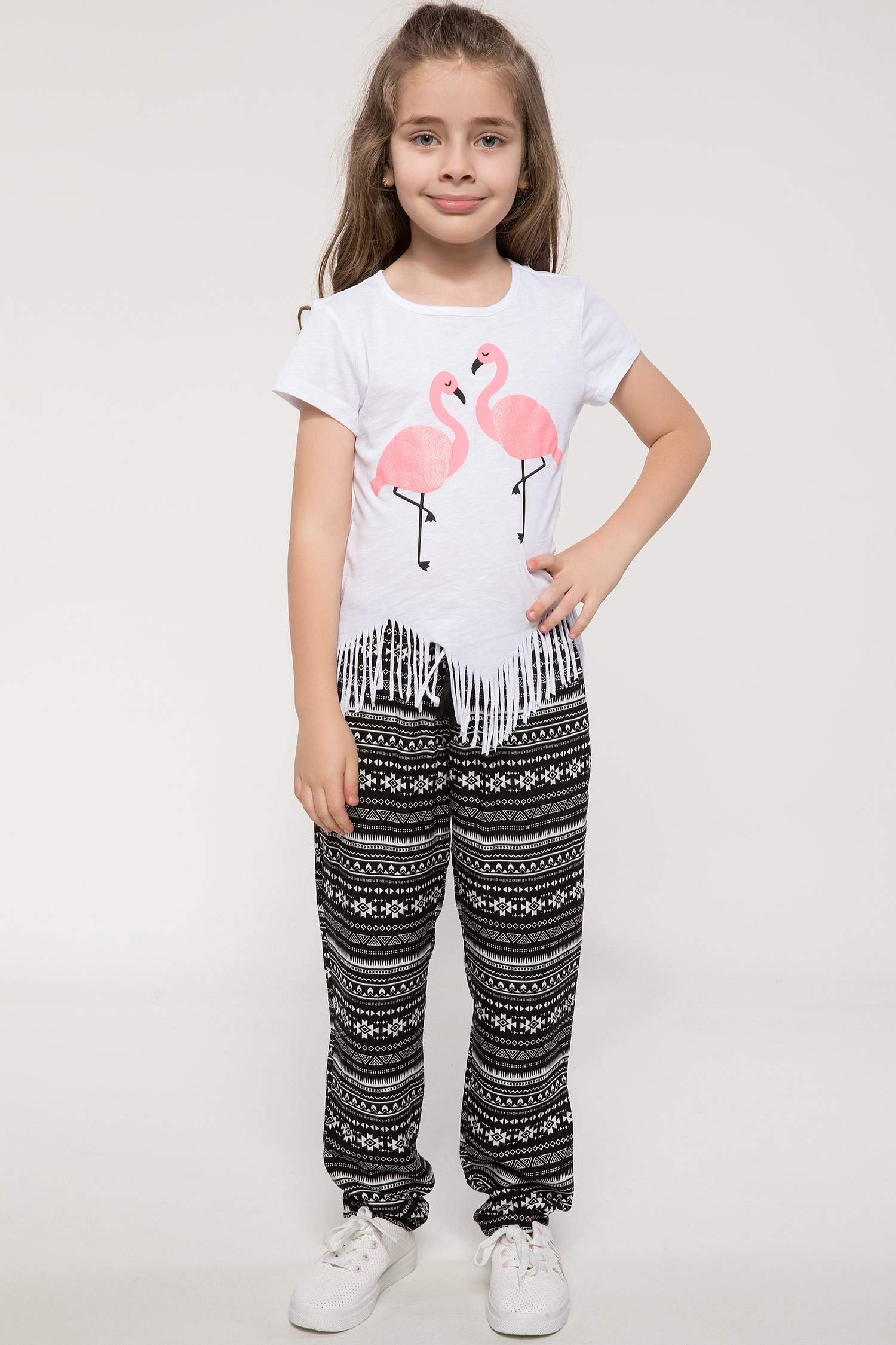 Defacto Payet Detaylı Flamingo Baskılı T-shirt. 2 Defacto Payet Detaylı Flamingo Baskılı T-shirt. 2