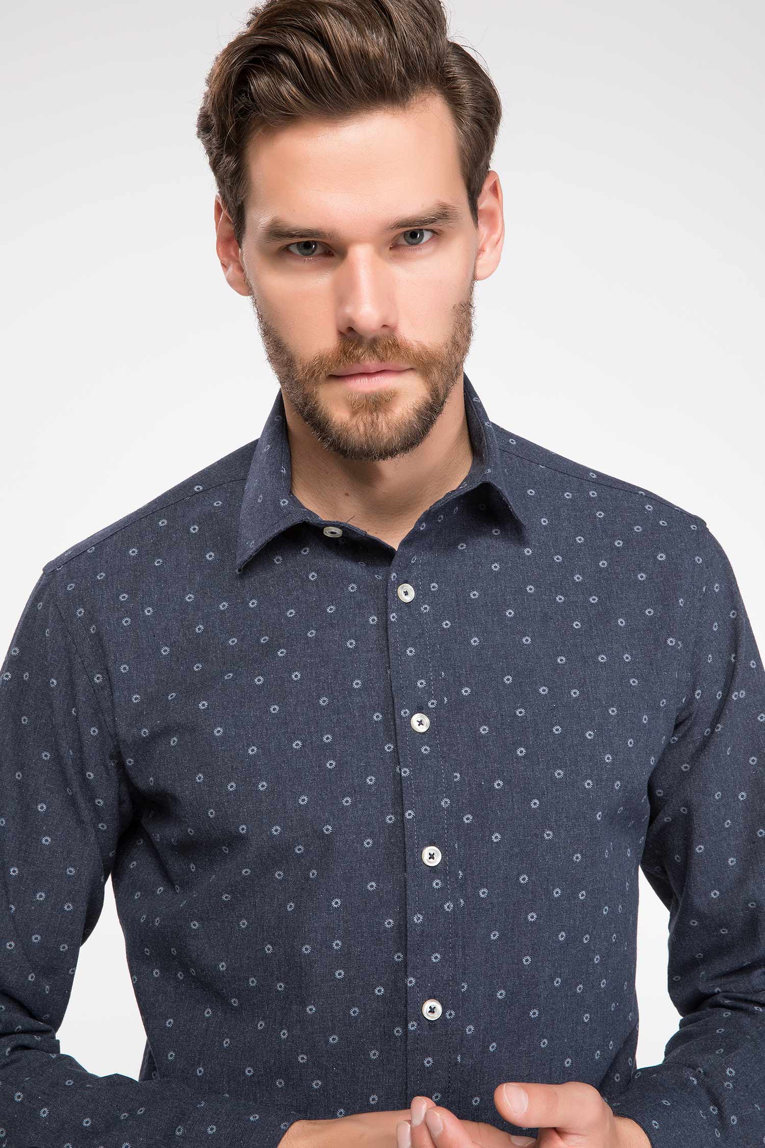 Defacto Desenli Slim Fit Gömlek. 3 Defacto Desenli Slim Fit Gömlek. 3