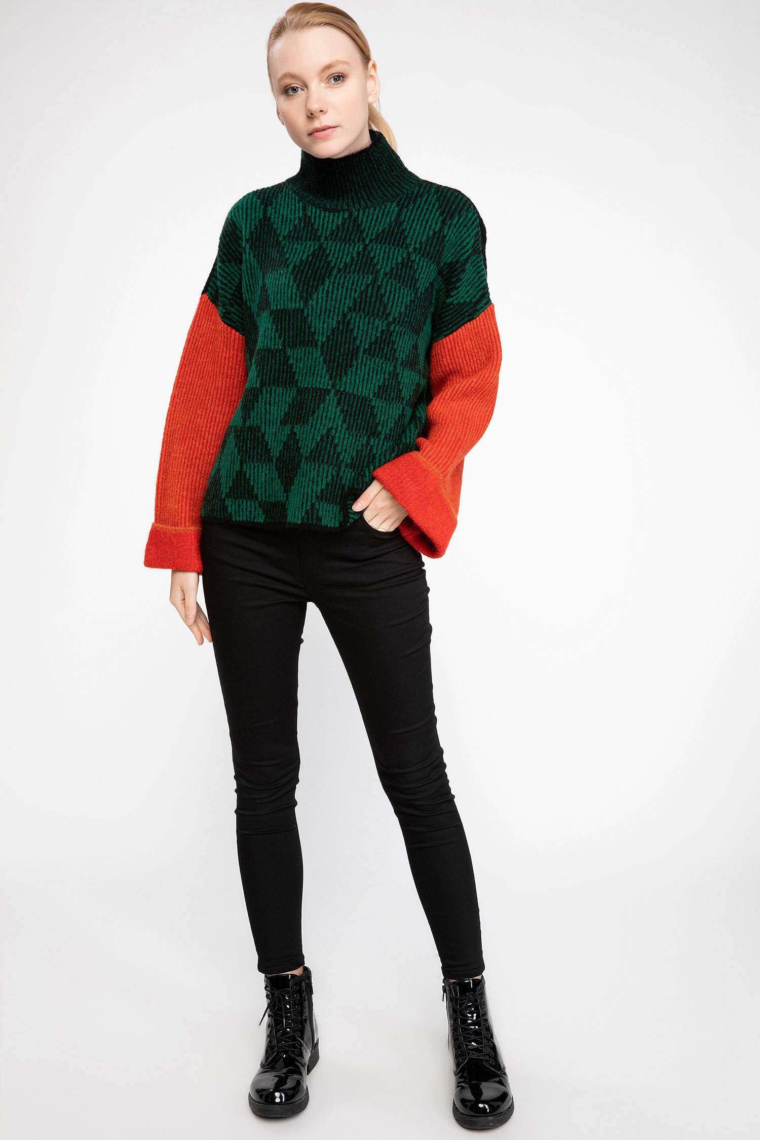 Defacto Balıkçı Yaka Desenli Triko Kazak. 2 Defacto Balıkçı Yaka Desenli Triko Kazak. 2