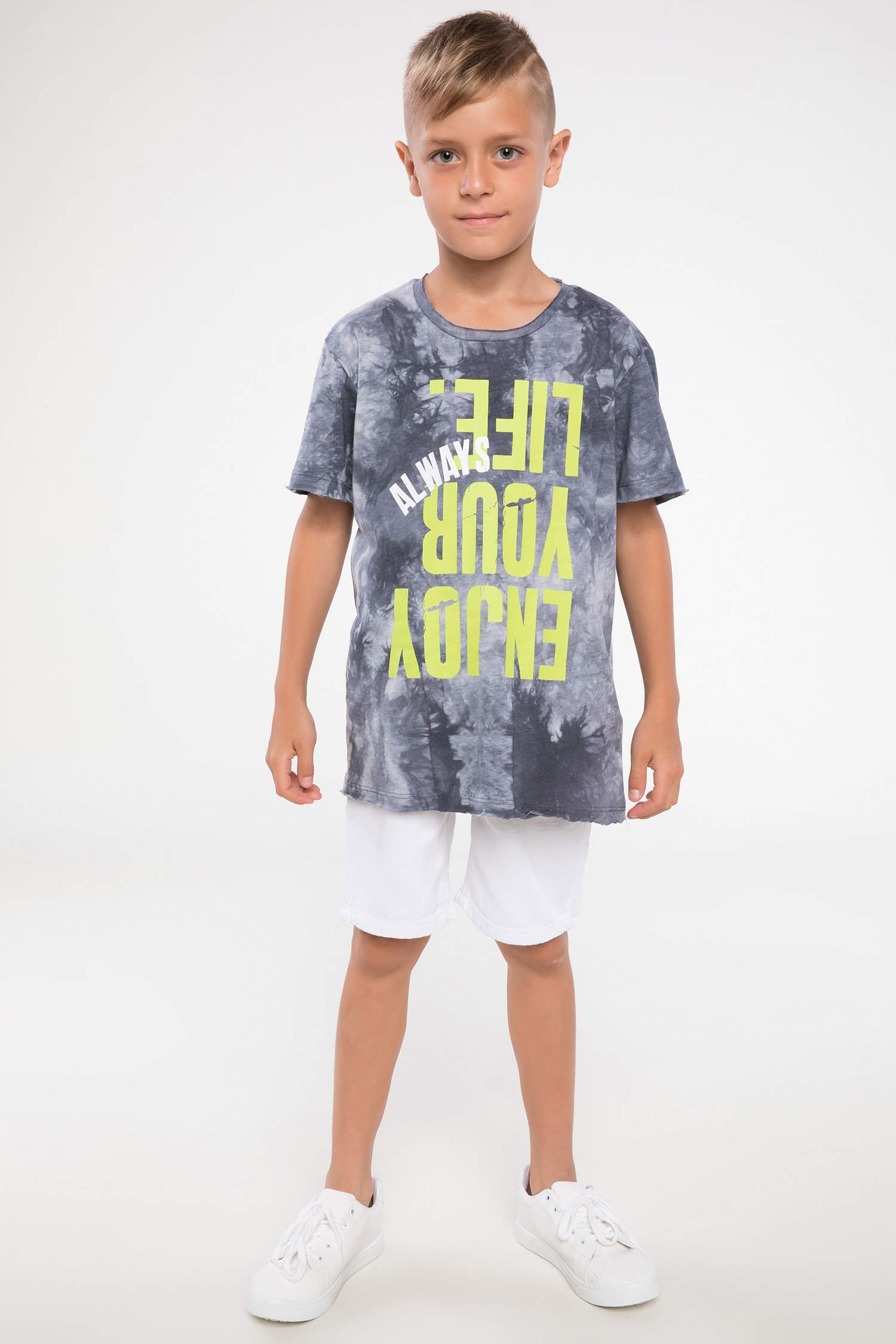 Defacto Yazı Baskılı T-shirt. 2 Defacto Yazı Baskılı T-shirt. 2