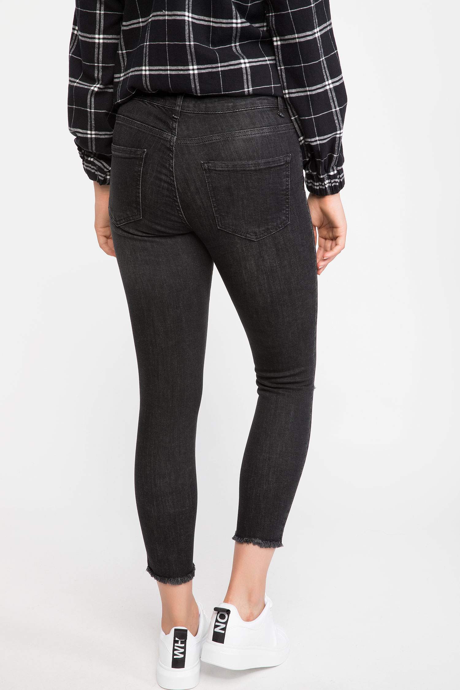 Super Skinny Fit Kesik Uçlu Paça Pantolon