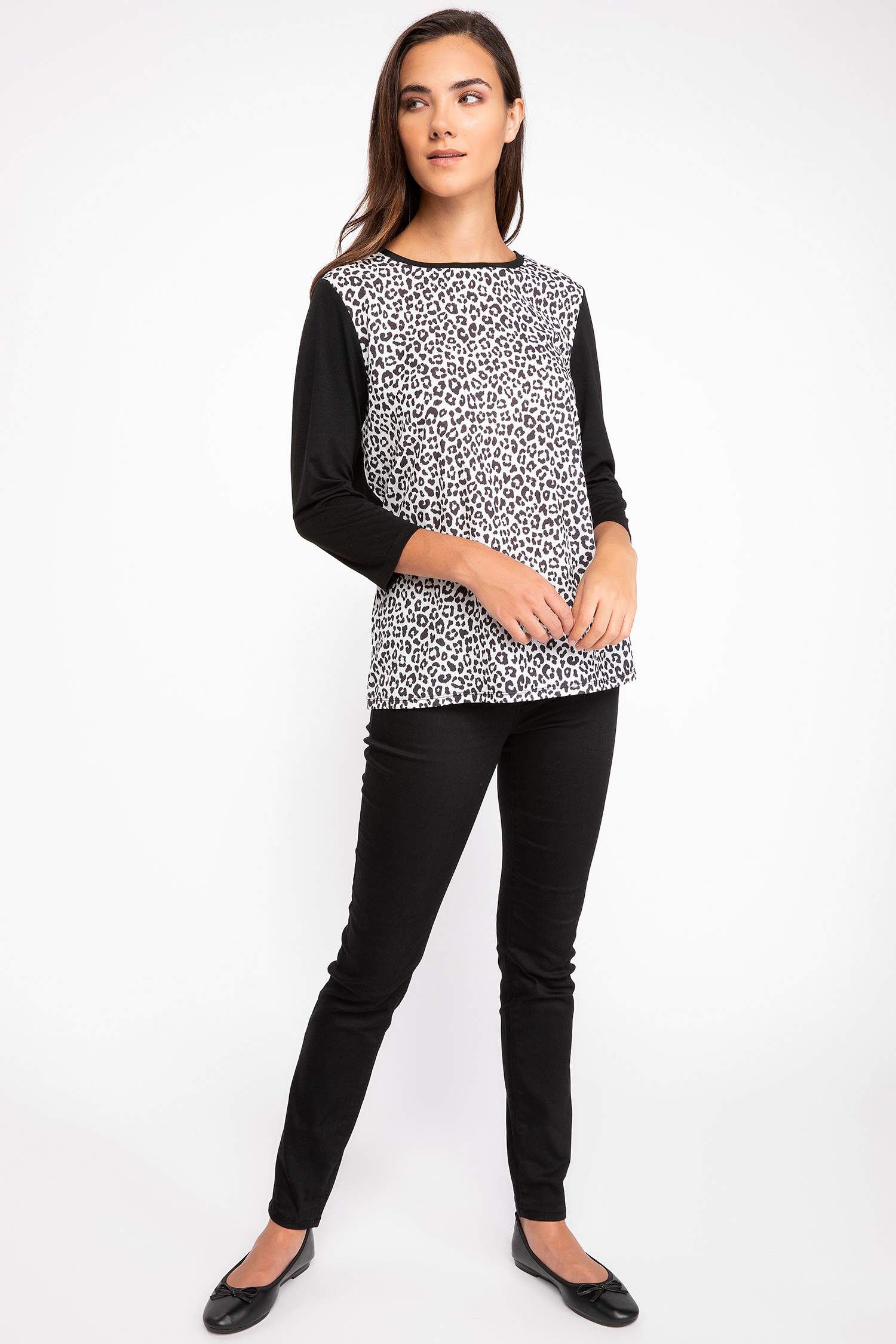 Uzun Kollu Leopar Desenli T-shirt