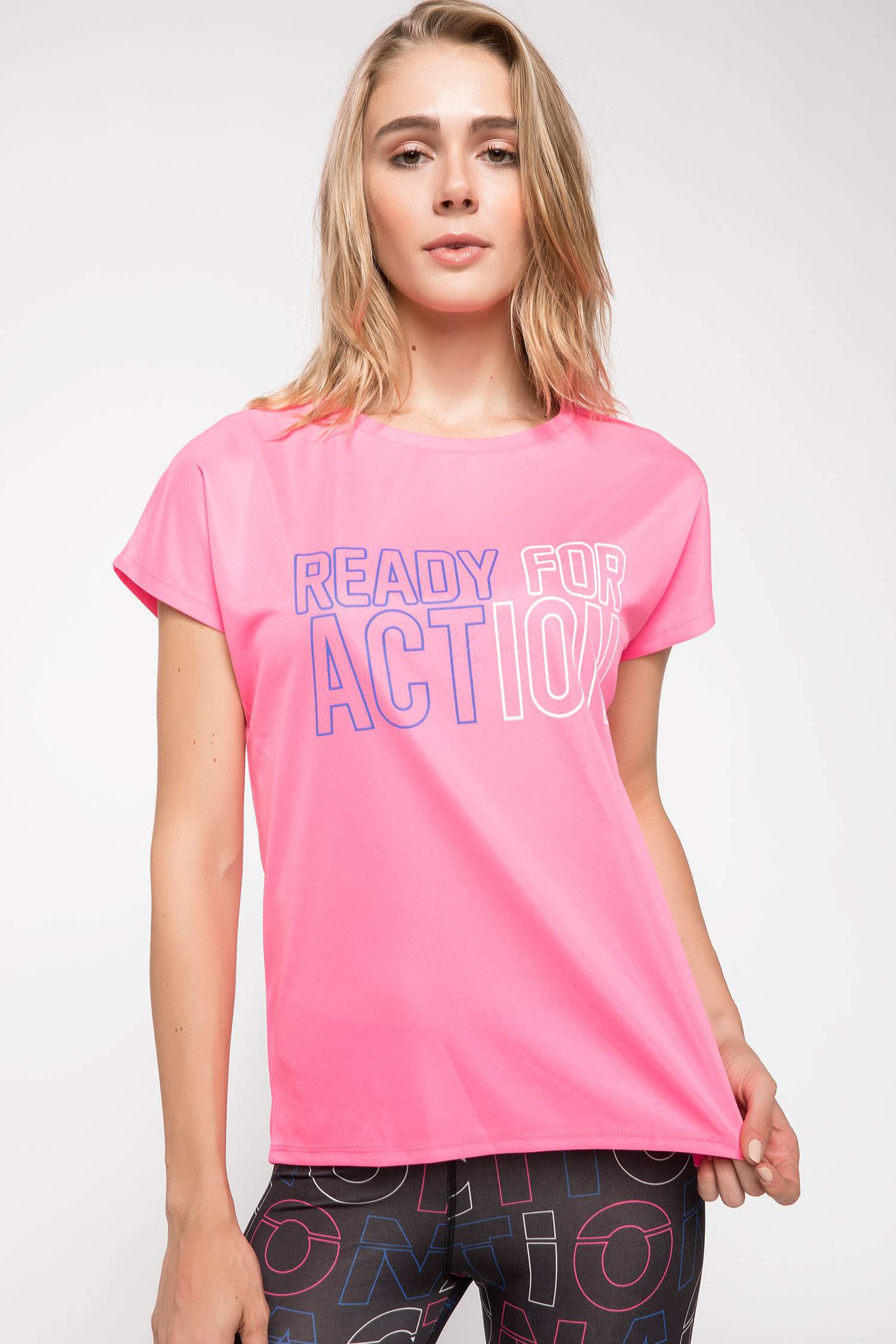 Defacto Slogan Baskılı T-shirt. 3 Defacto Slogan Baskılı T-shirt. 3