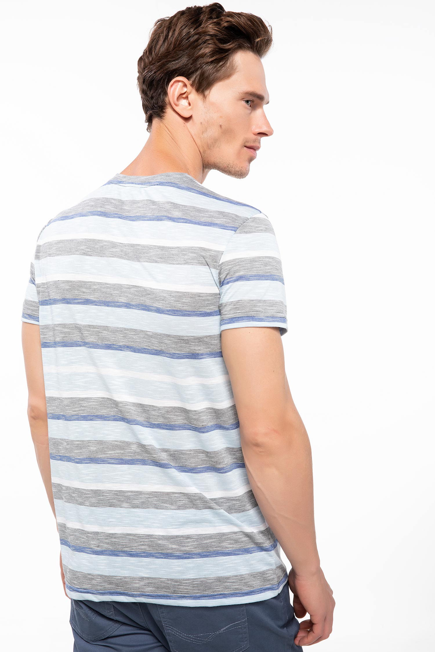 Defacto Cep Detaylı Çizgili Slim Fit T-shirt. 3 Defacto Cep Detaylı Çizgili Slim Fit T-shirt. 3