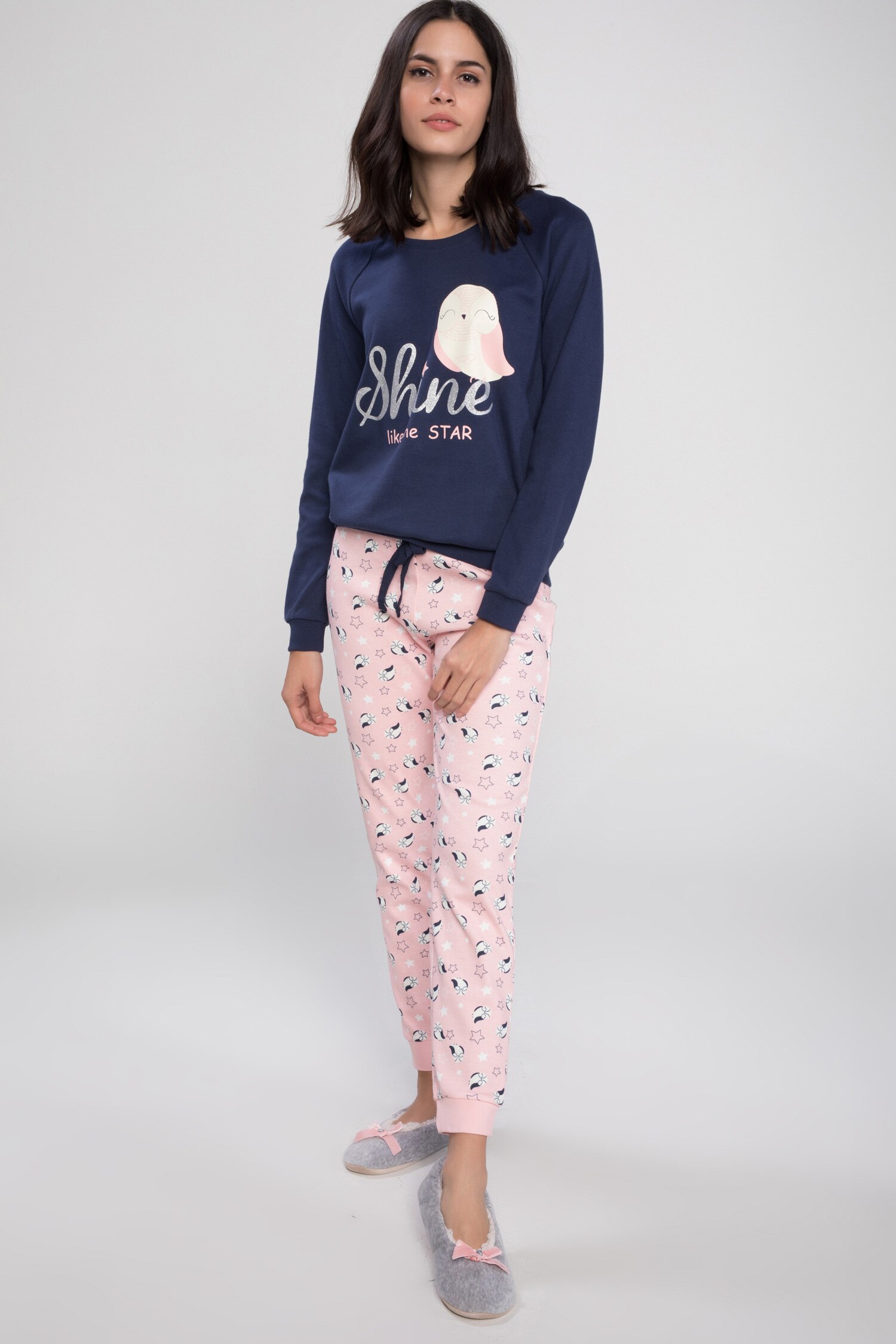 Defacto Elastik Belli Baskılı Pijama Takımı. 3 Defacto Elastik Belli Baskılı Pijama Takımı. 3
