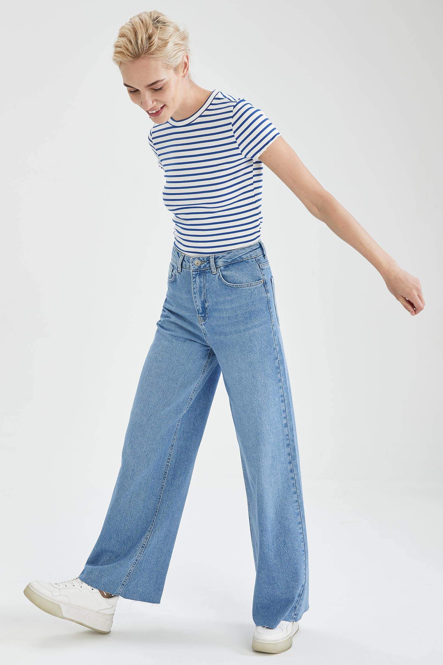 Çizgili Slim Fit Kısa Kollu Tişört
