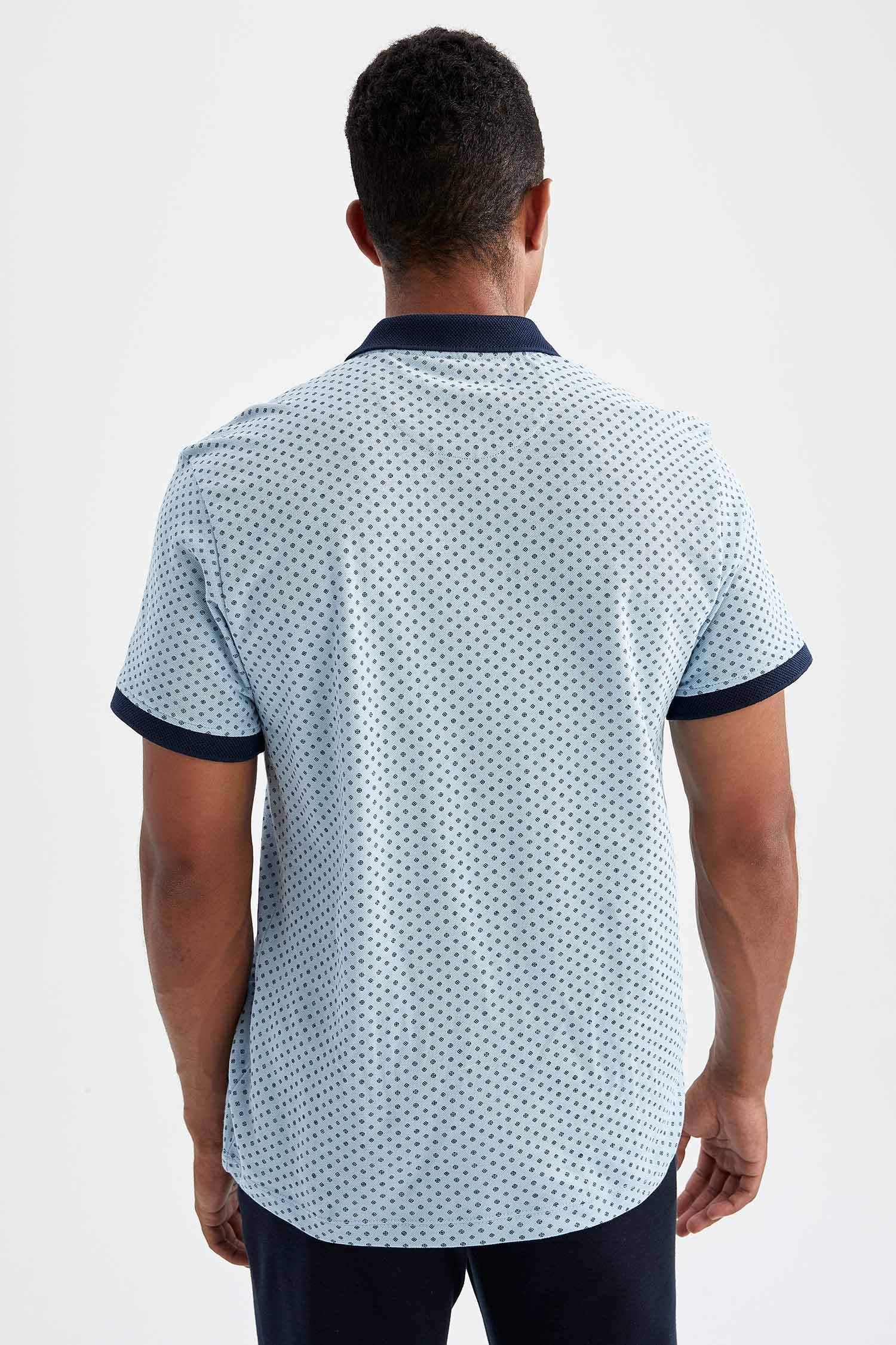 Modern Fit Polo Yaka Desenli Kısa Kollu Tişört