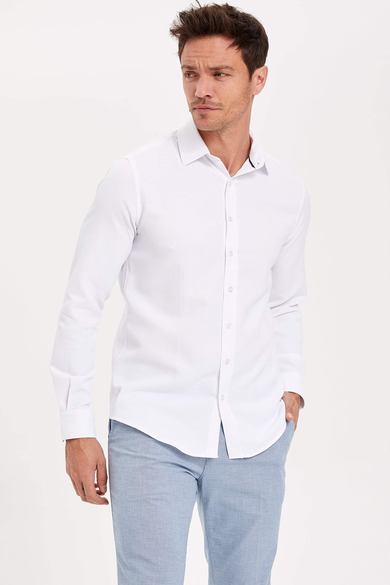 Defacto Modern Fit Uzun Kollu Gömlek. 1 Defacto Modern Fit Uzun Kollu Gömlek. 1