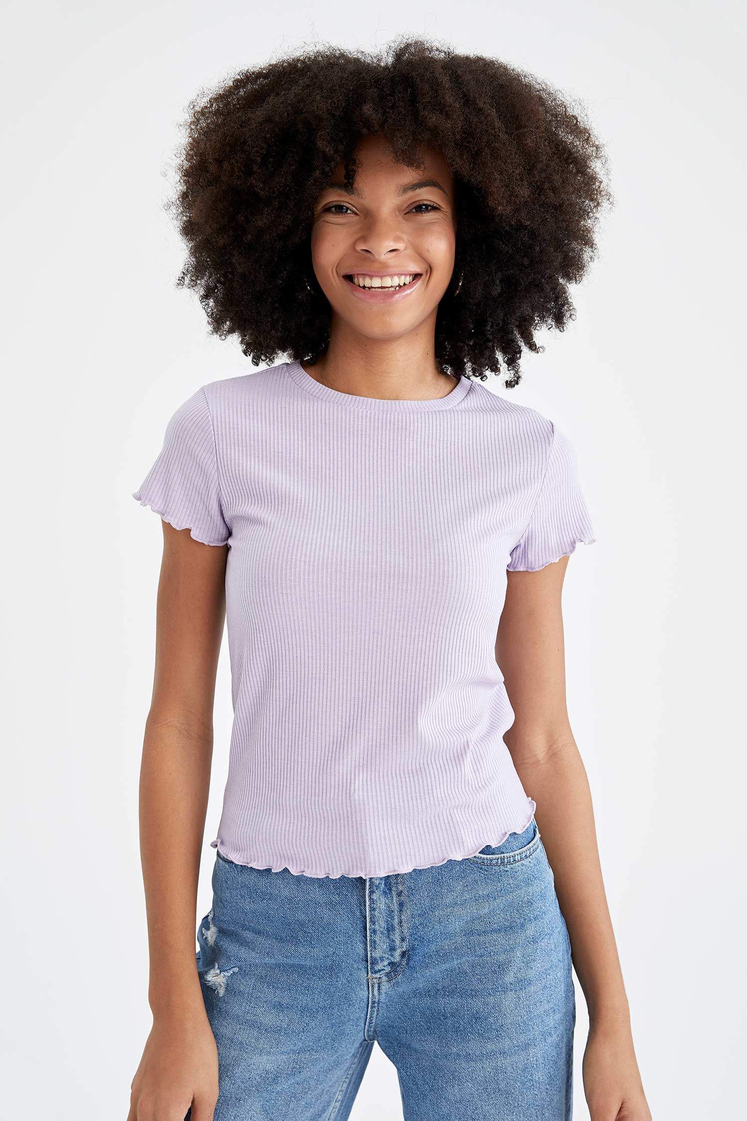 Slim Fit Bisiklet Yaka Kısa Kollu Tişört