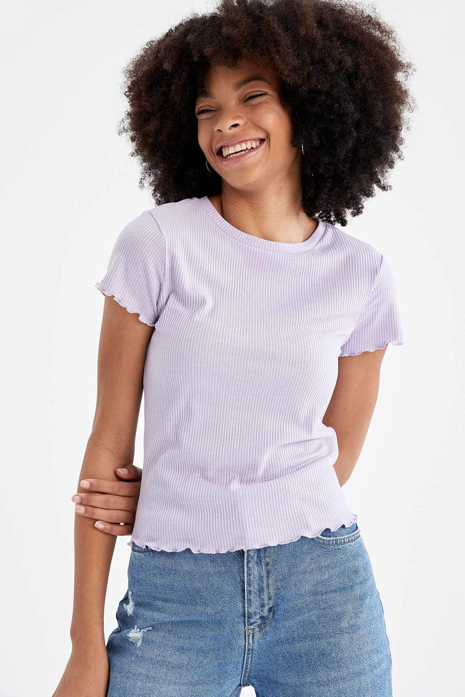 Slim Fit Bisiklet Yaka Kısa Kollu Tişört