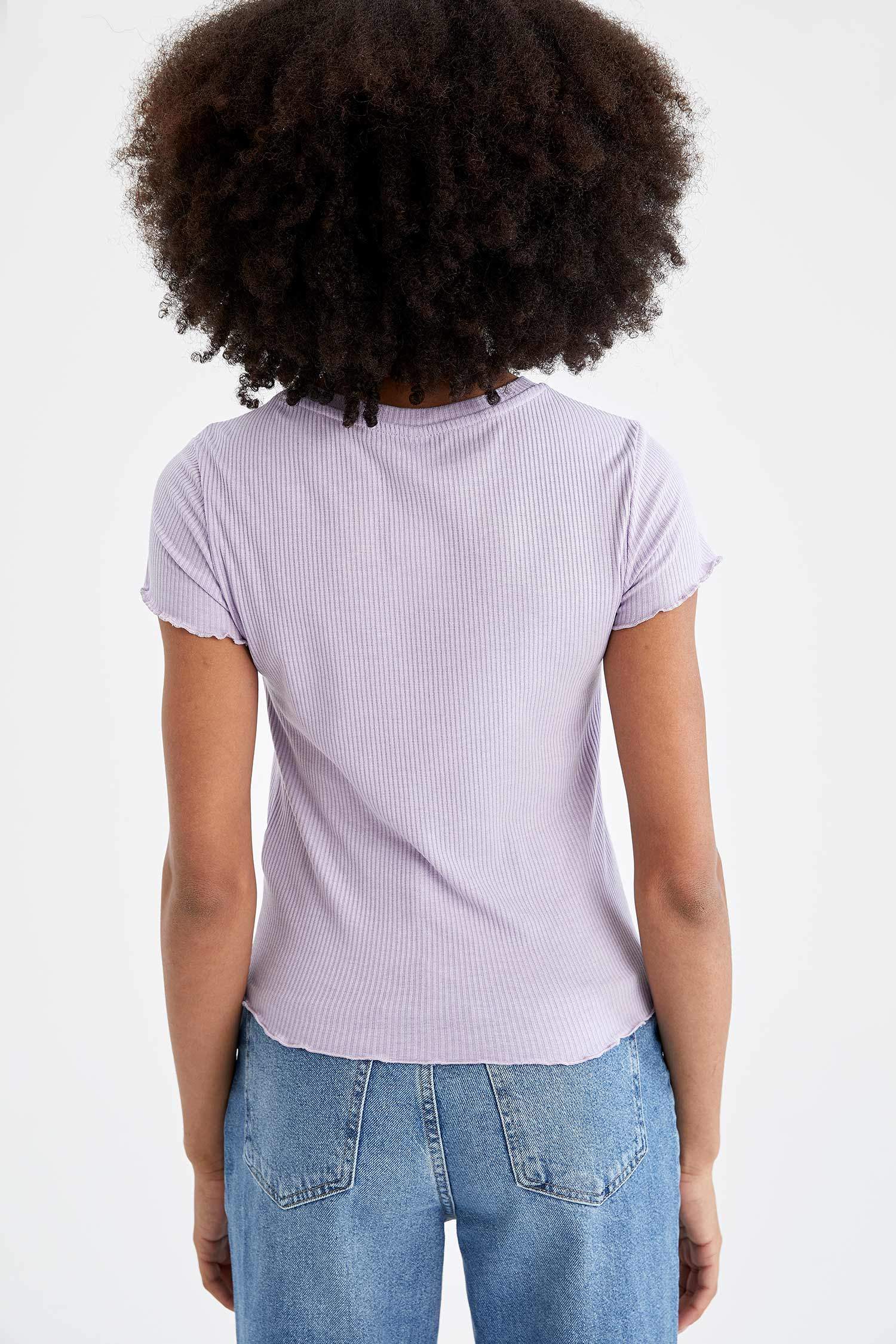 Slim Fit Bisiklet Yaka Kısa Kollu Tişört