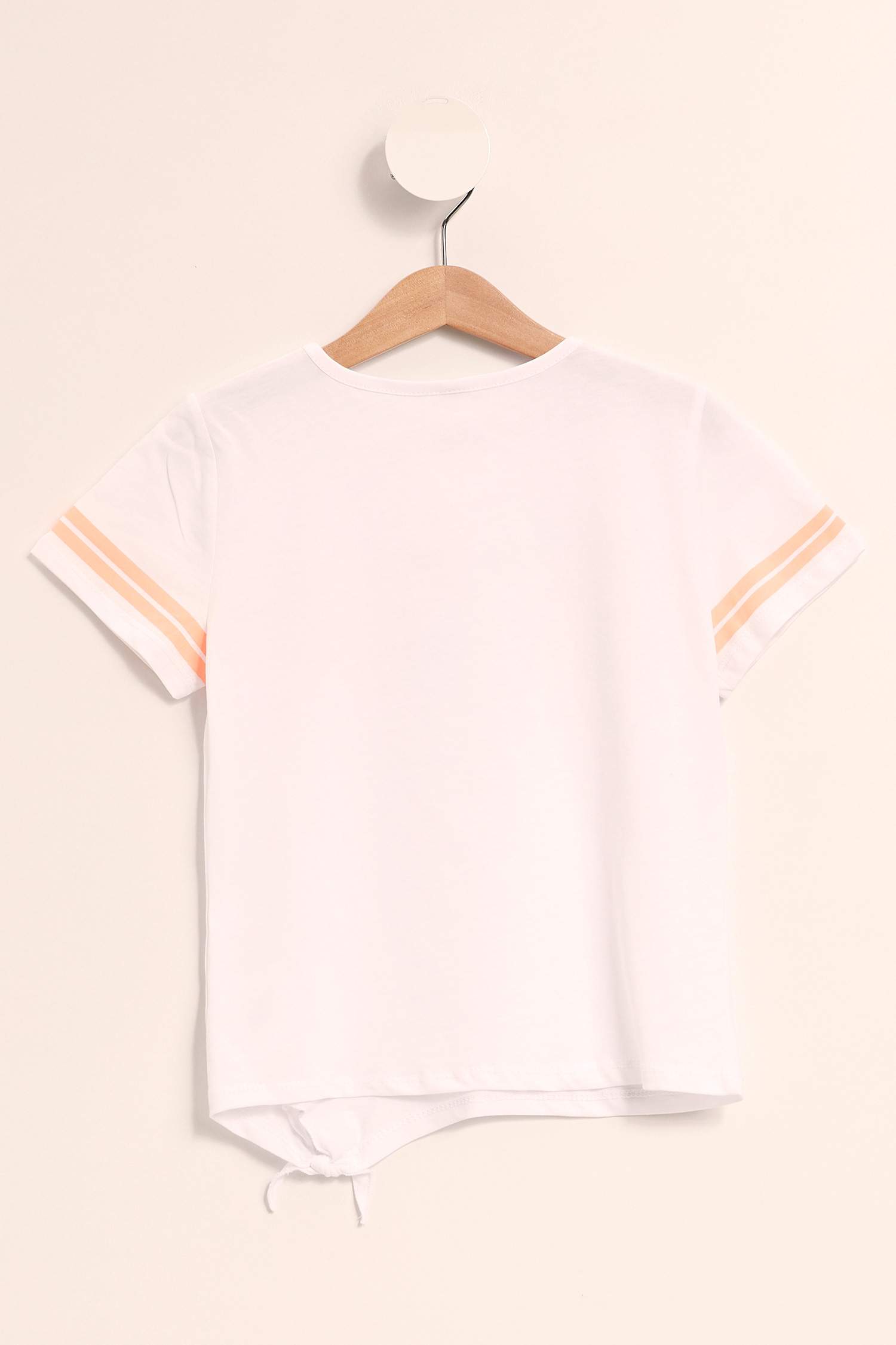 Defacto Bağlamalı Baskılı T-shirt. 2 Defacto Bağlamalı Baskılı T-shirt. 2