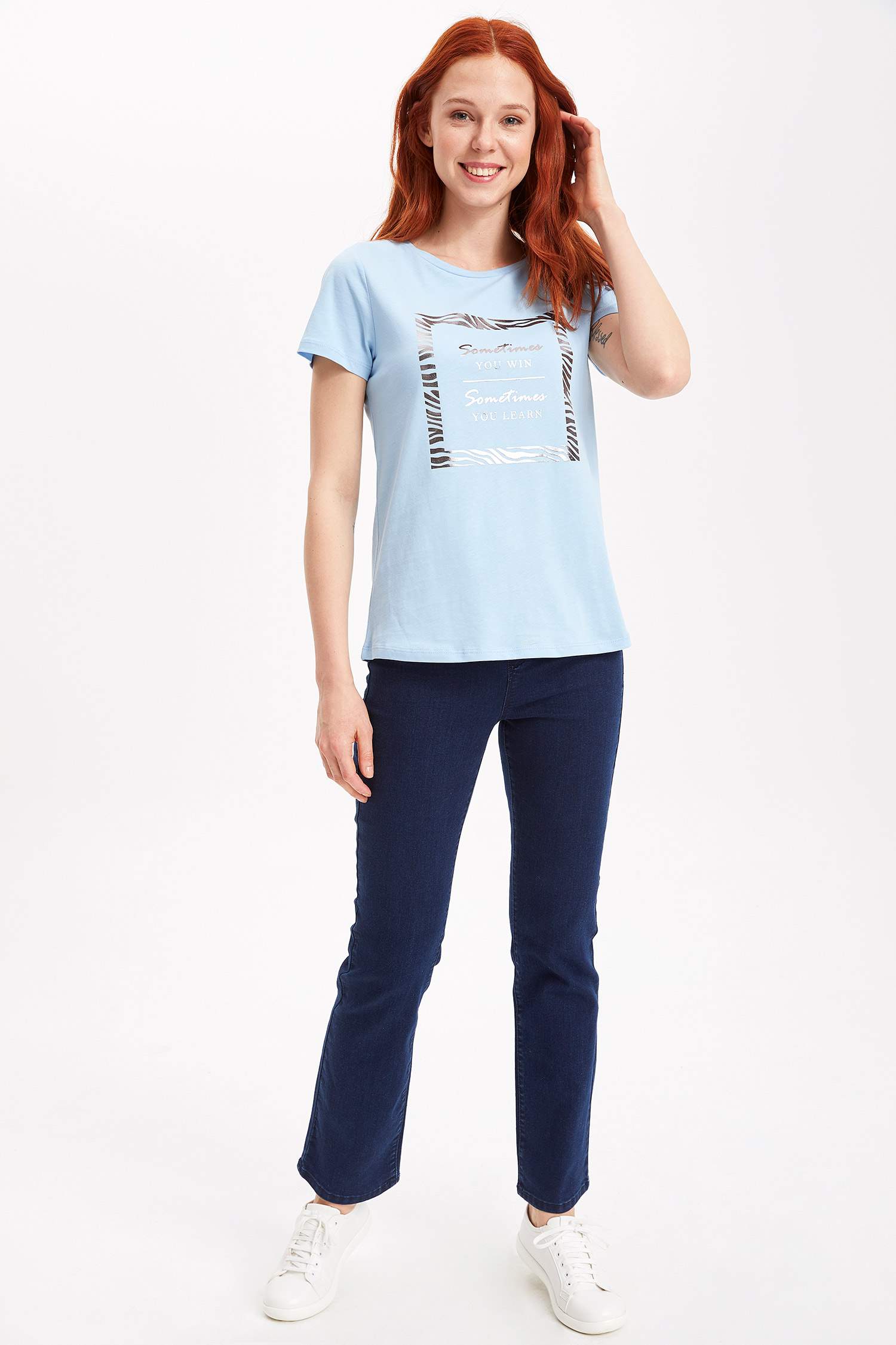 Defacto Baskılı Kısa Kollu T-shirt. 2 Defacto Baskılı Kısa Kollu T-shirt. 2