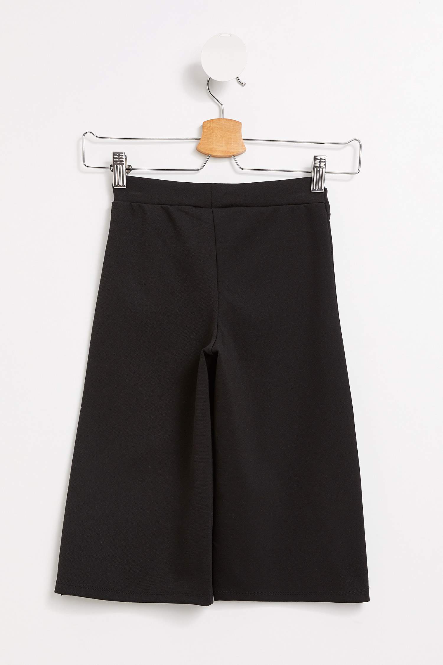 Defacto Kemerli Relax Fit Pantolon. 2 Defacto Kemerli Relax Fit Pantolon. 2