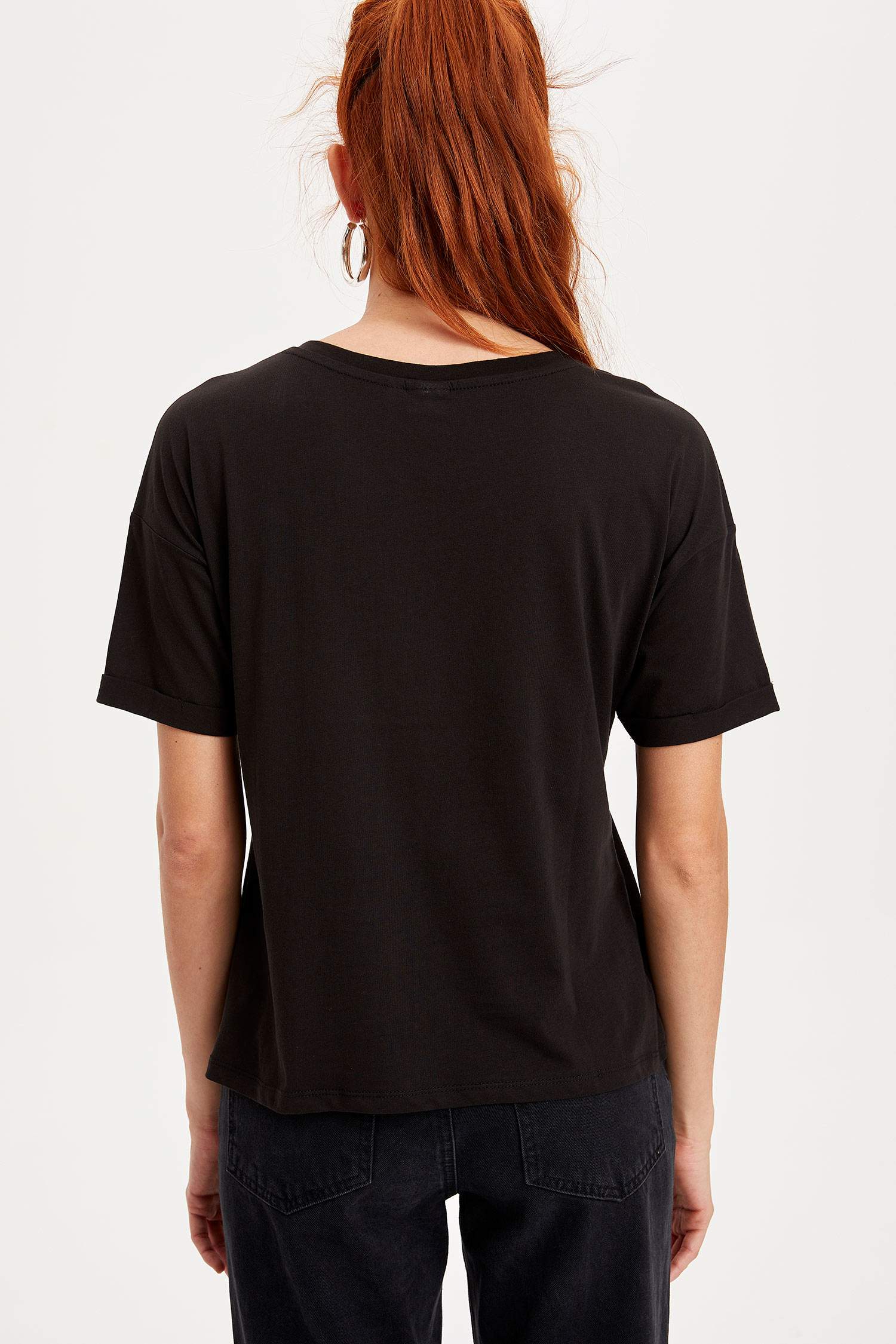 Defacto Warner Bros Lisanslı Kısa Kollu T-shirt. 4 Defacto Warner Bros Lisanslı Kısa Kollu T-shirt. 4