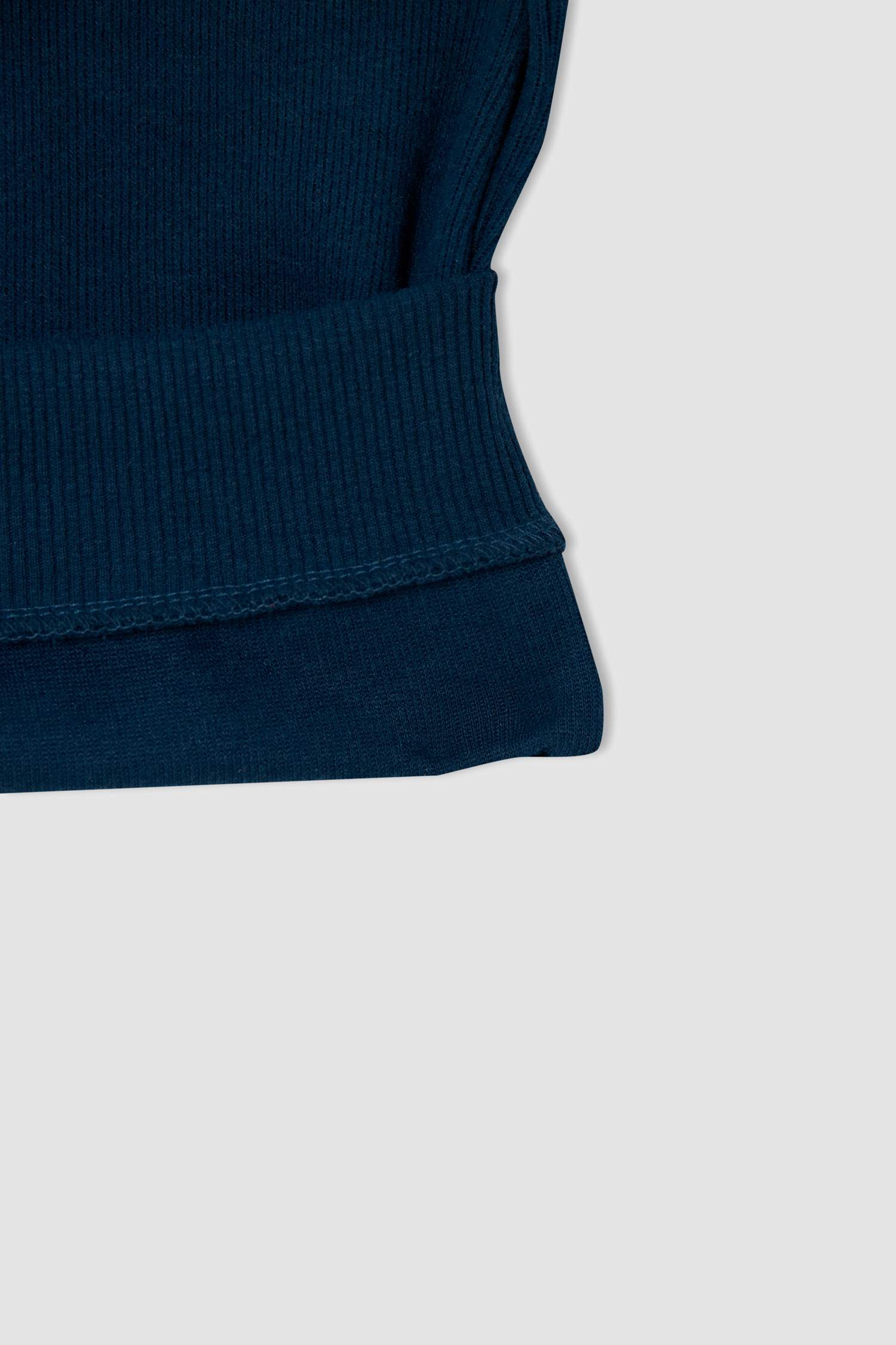 Erkek Çocuk Regular Fit Bisiklet Yaka Cepsiz Sweatshirt