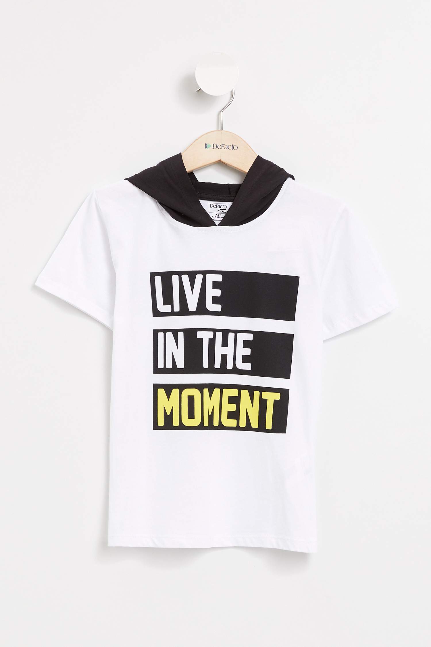 Defacto Kısa Kollu T-shirt. 1 Defacto Kısa Kollu T-shirt. 1