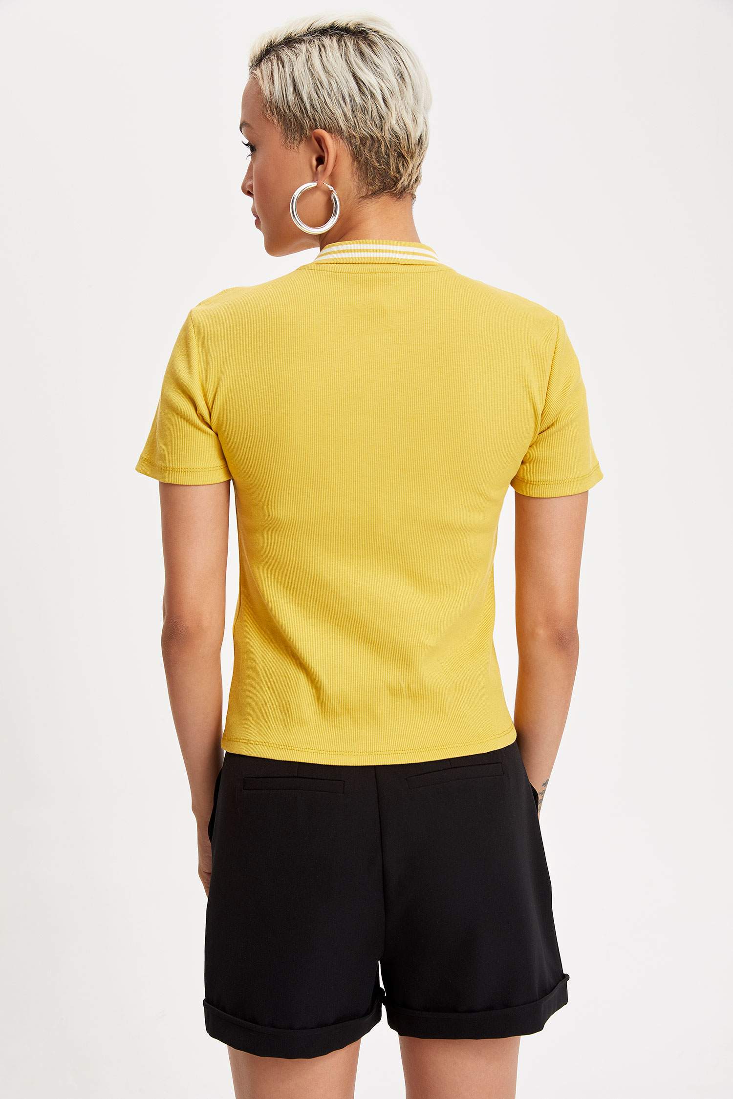 Defacto Polo Yaka T-shirt. 5 Defacto Polo Yaka T-shirt. 5