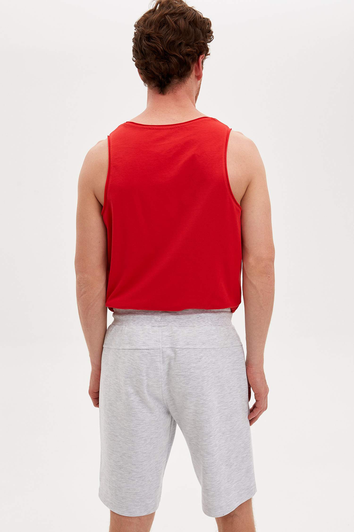 Defacto Slim Fit Bağcık Detaylı Şort. 3 Defacto Slim Fit Bağcık Detaylı Şort. 3