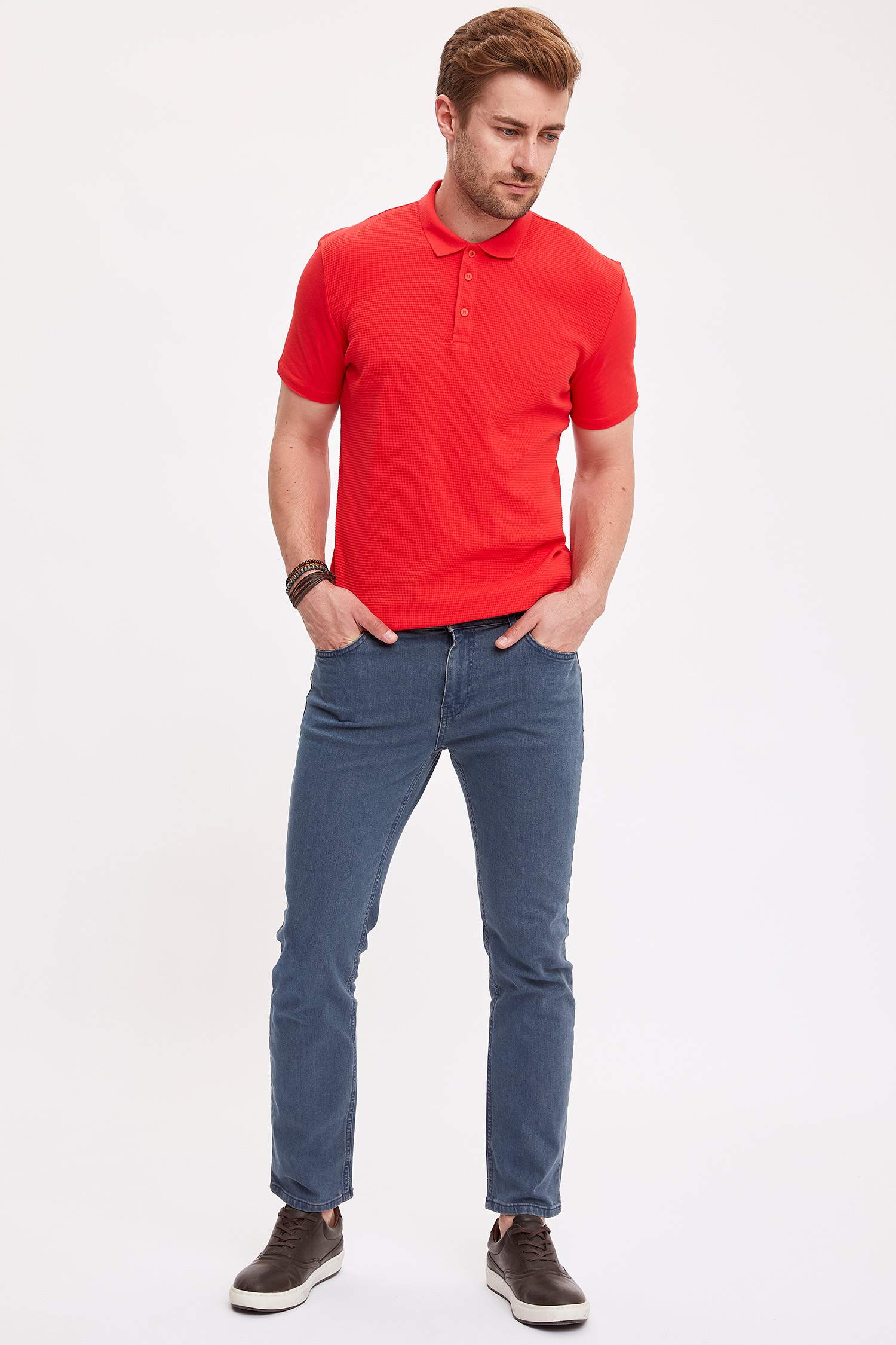 Defacto Slim Fit Renk Bloklu Polo T-shirt. 2 Defacto Slim Fit Renk Bloklu Polo T-shirt. 2