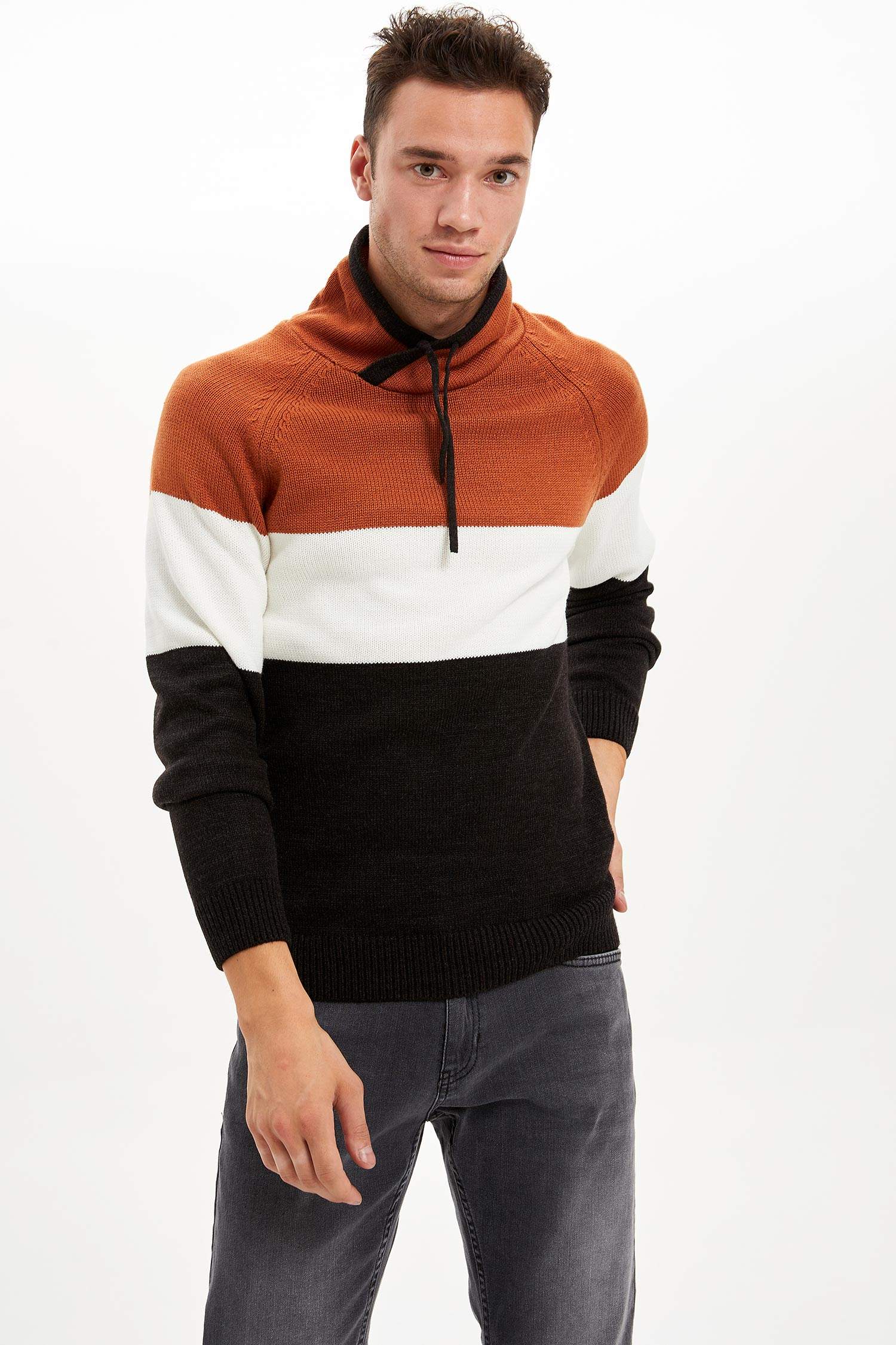 Defacto Şal Yaka Slim Fit Sweatshirt. 1 Defacto Şal Yaka Slim Fit Sweatshirt. 1