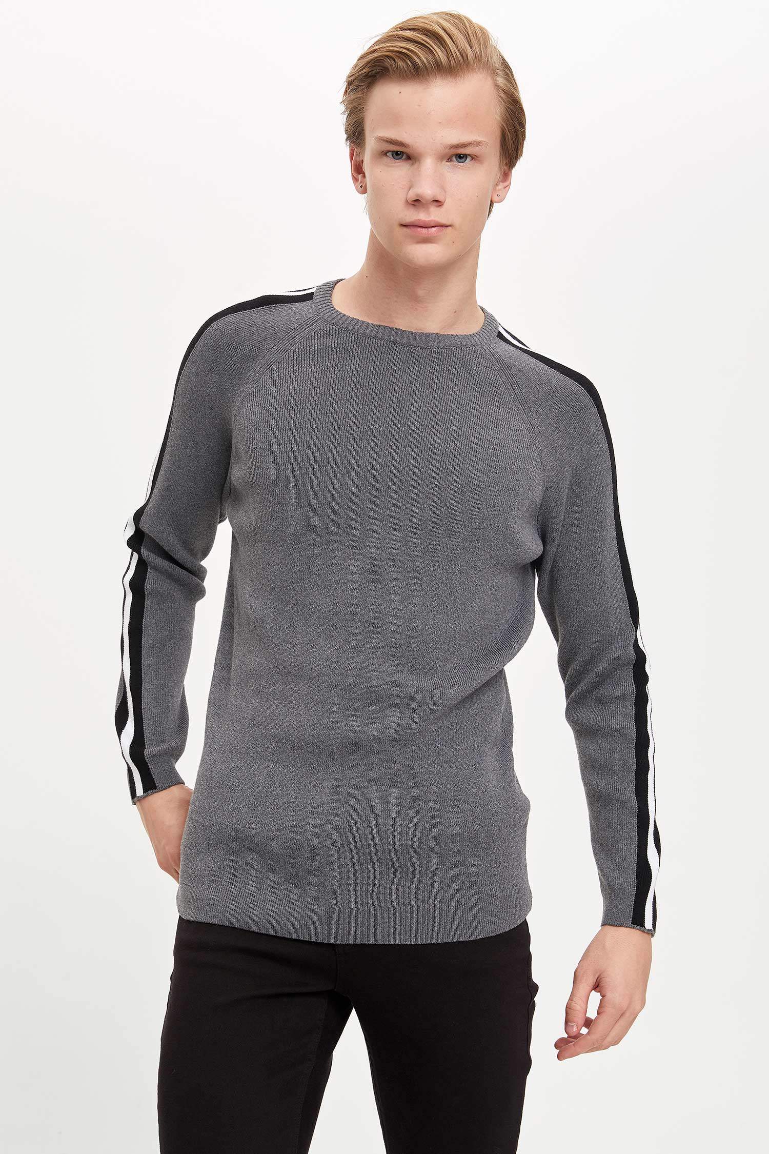 Çizgili Slim Fit Kazak
