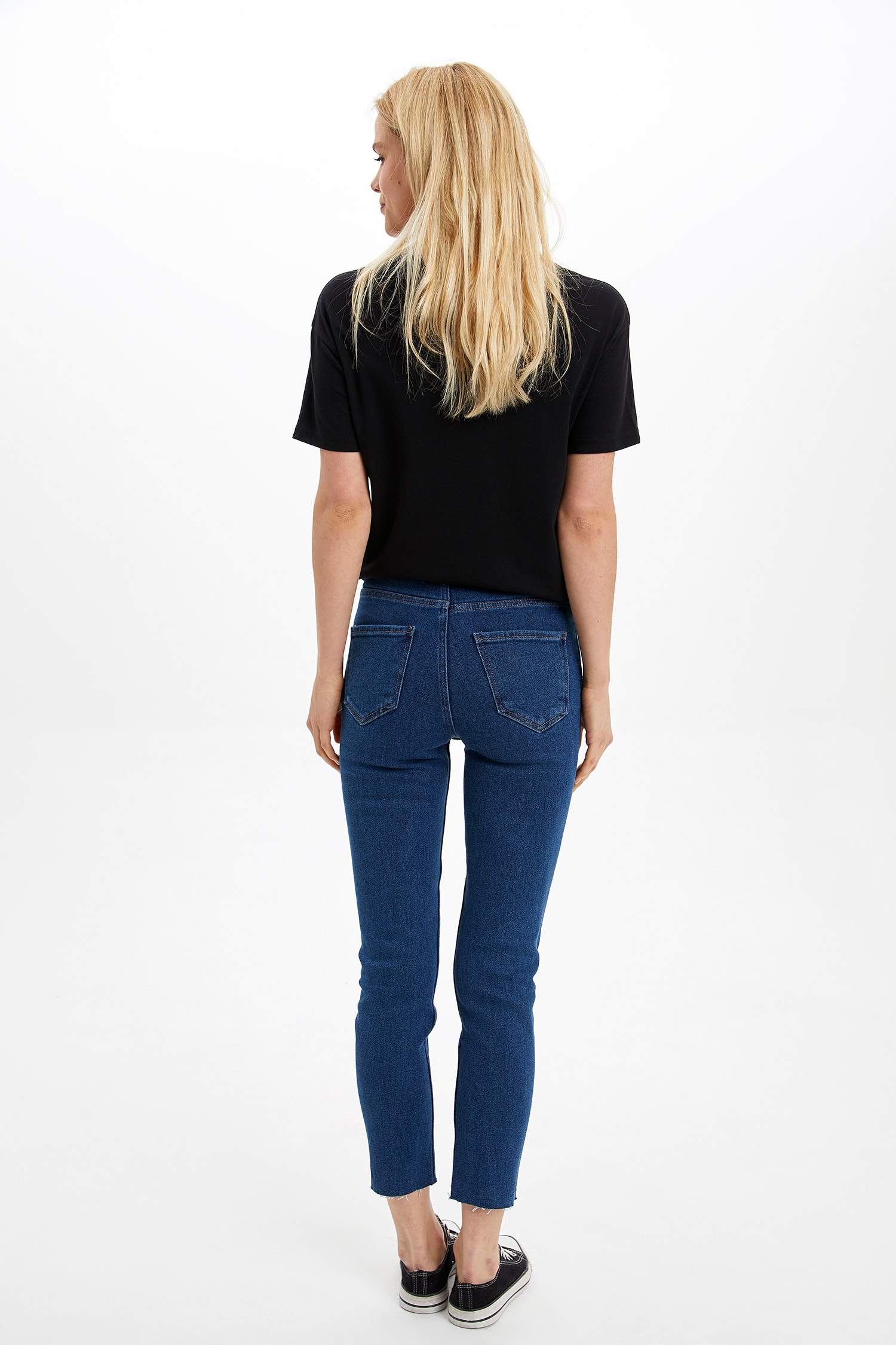 Lina Yıkamalı Mom Fit Jean Pantolon